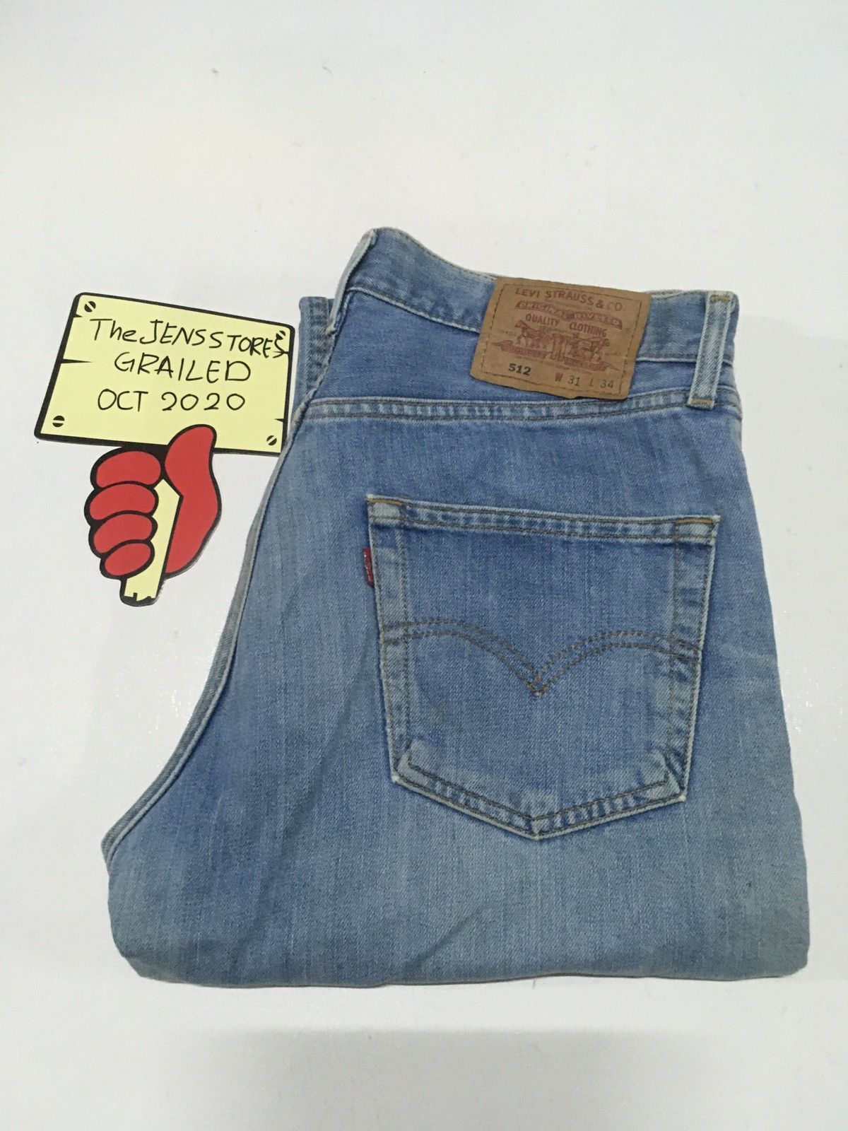Vintage 80s Levi’s 512 blue wash distressed denim