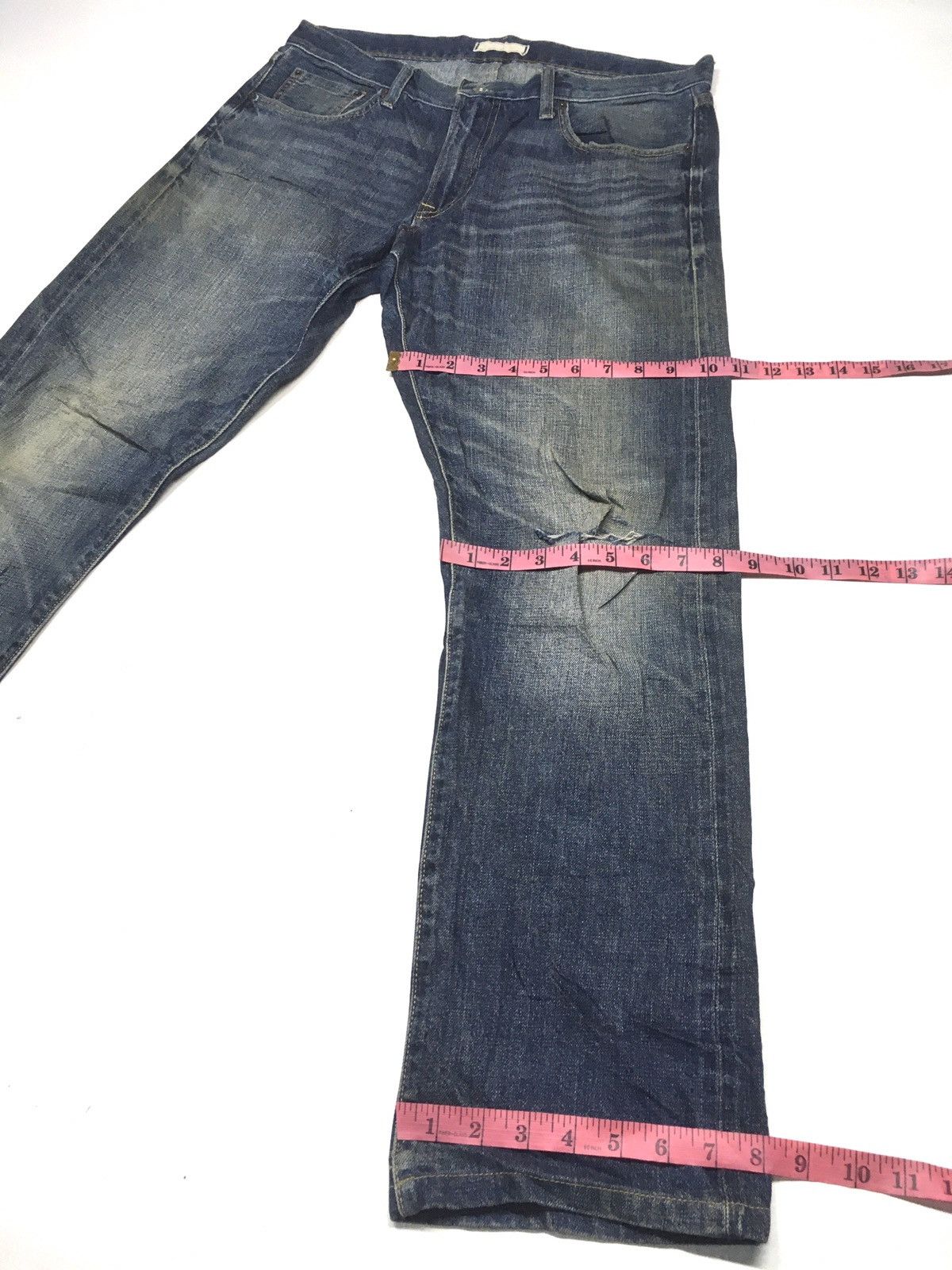 Japanese Brand × Uniqlo Vintage uniqlo distressed selvage denim Size US 33 - 4 Thumbnail