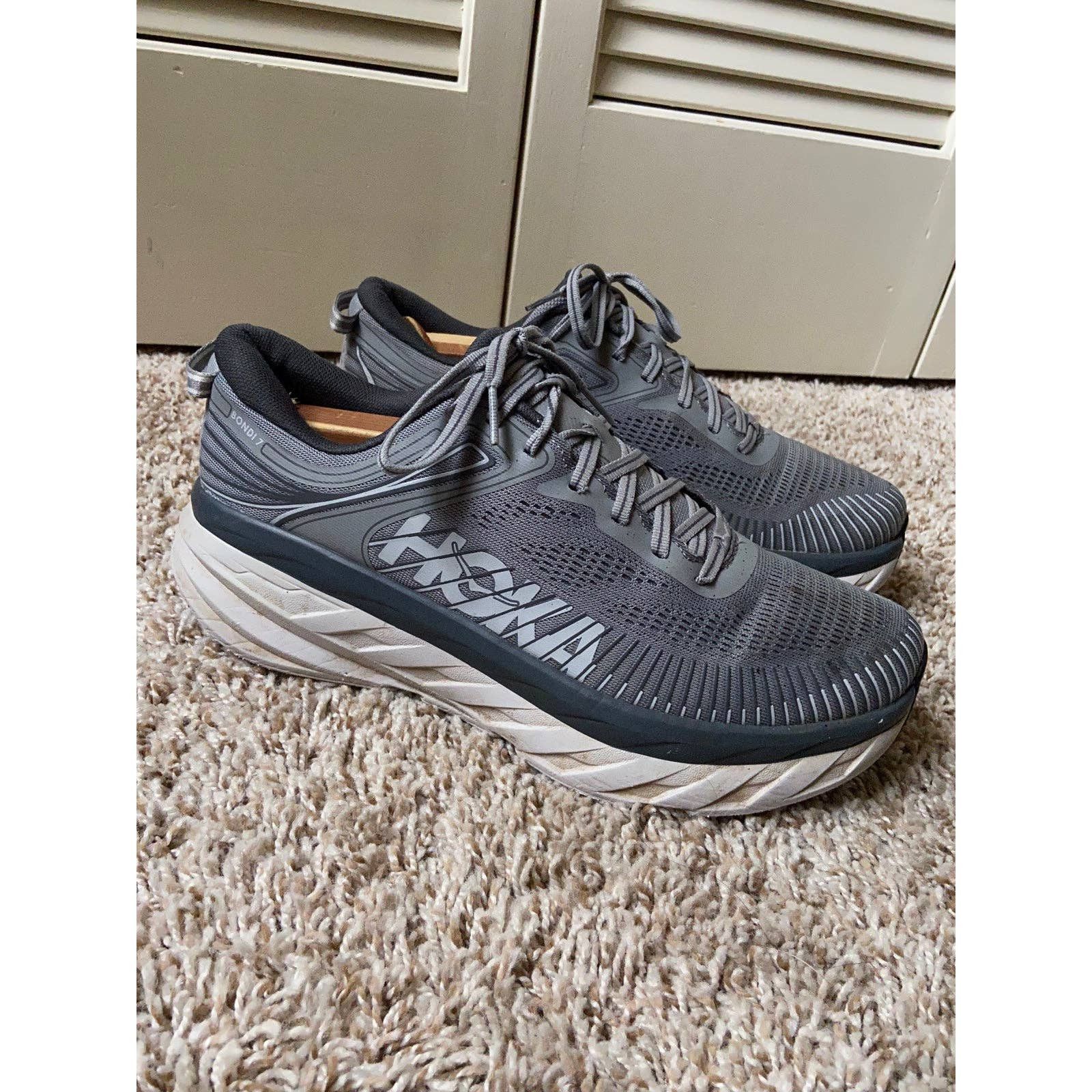 Hoka Hoka One One Bondi 7 Grey Running Shoes Men’s Size 10 Size US 10 / EU 43 - 1 Thumbnail