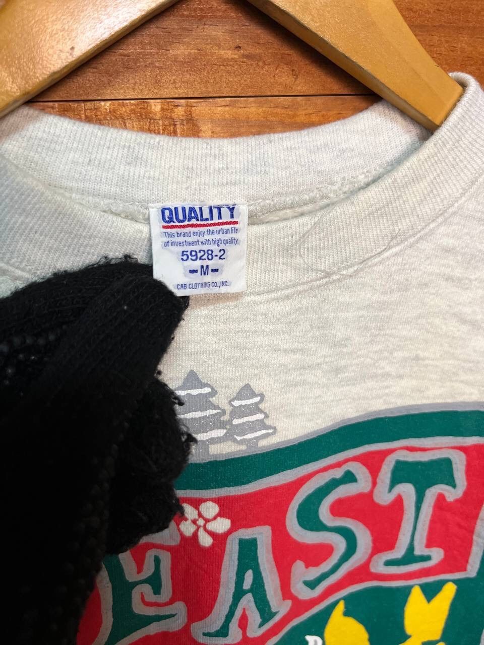 Japanese Brand VINTAGE BEAST PREY ADVENTURE HOKKAIDO SWEATSHIRT Size US M / EU 48-50 / 2 - 6 Thumbnail