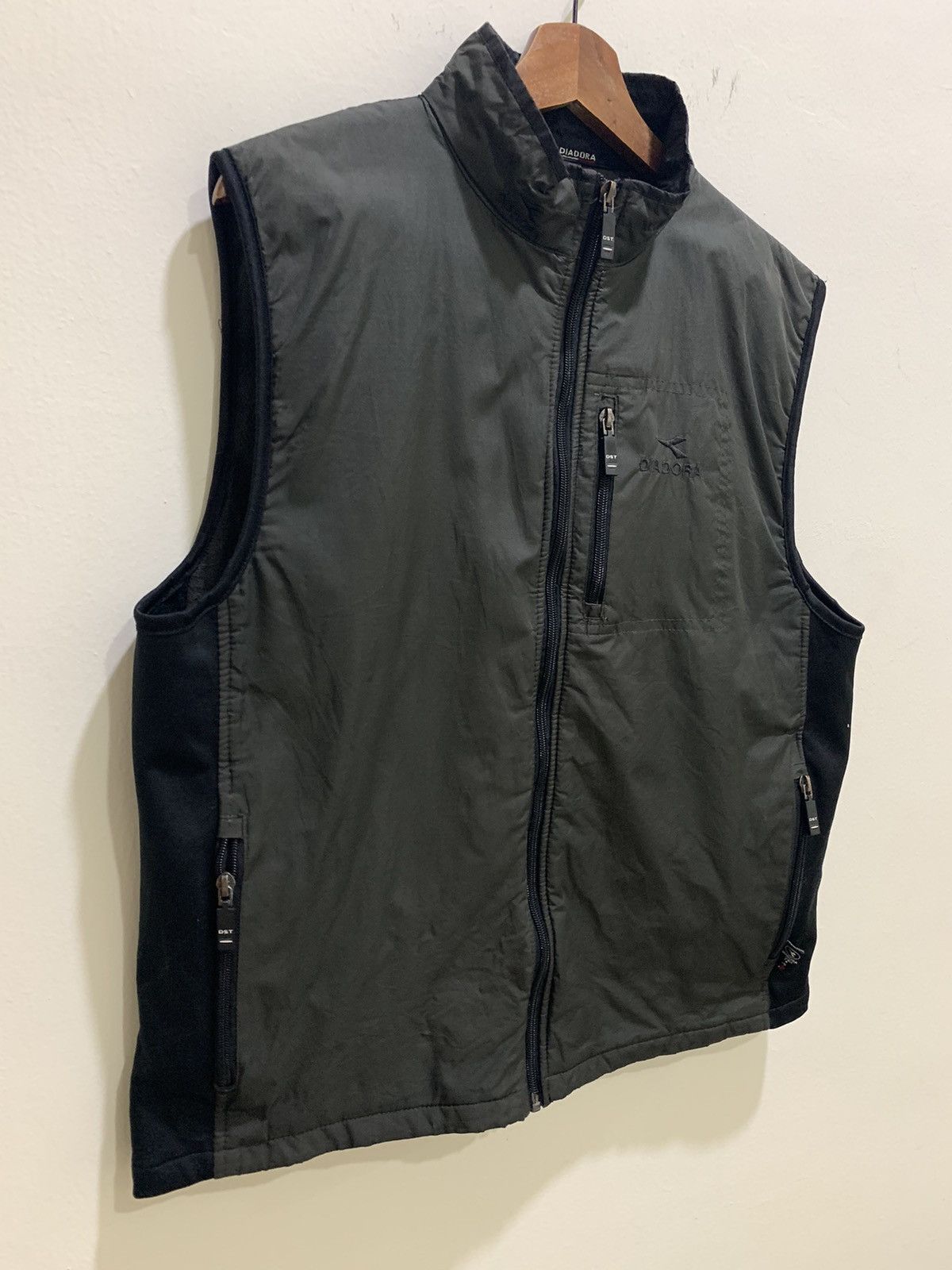 Diadora × Japanese Brand DIADORA SPORT Sleeveles Zipper Tactical Utility Vest Jacket Size US M / EU 48-50 / 2 - 6 Thumbnail