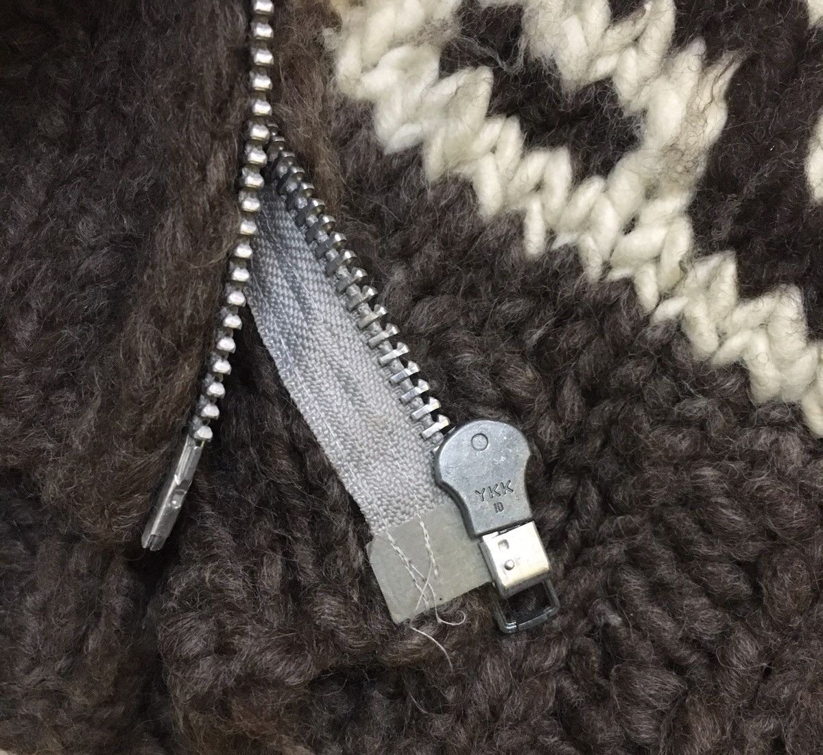 Vintage Vintage Made In Canada Heavy Knit Jacket Size US M / EU 48-50 / 2 - 7 Thumbnail