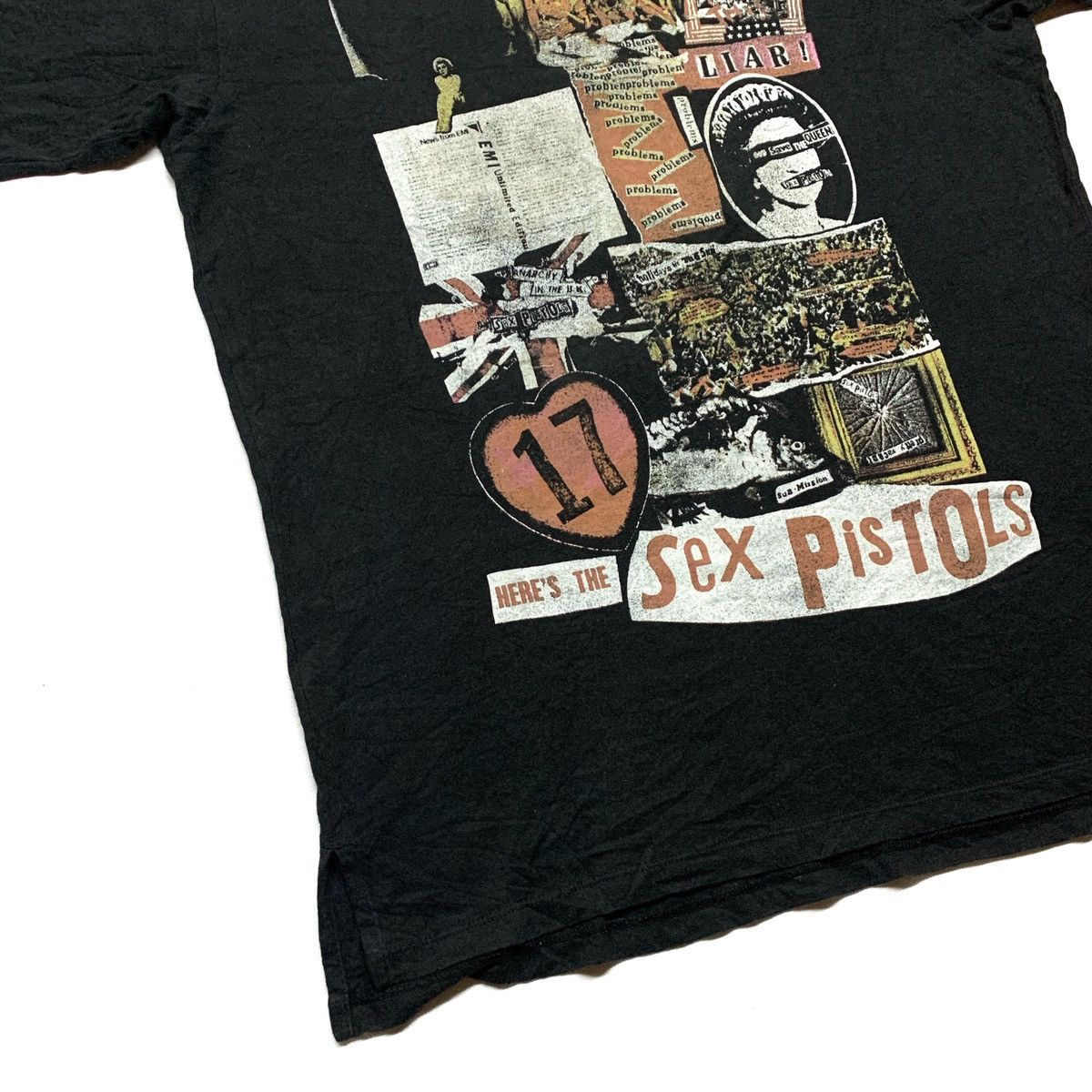 Band Tees × Uniqlo Uniqlo X Sex Pistols Sid Vicious Tee Size US M / EU 48-50 / 2 - 3 Thumbnail