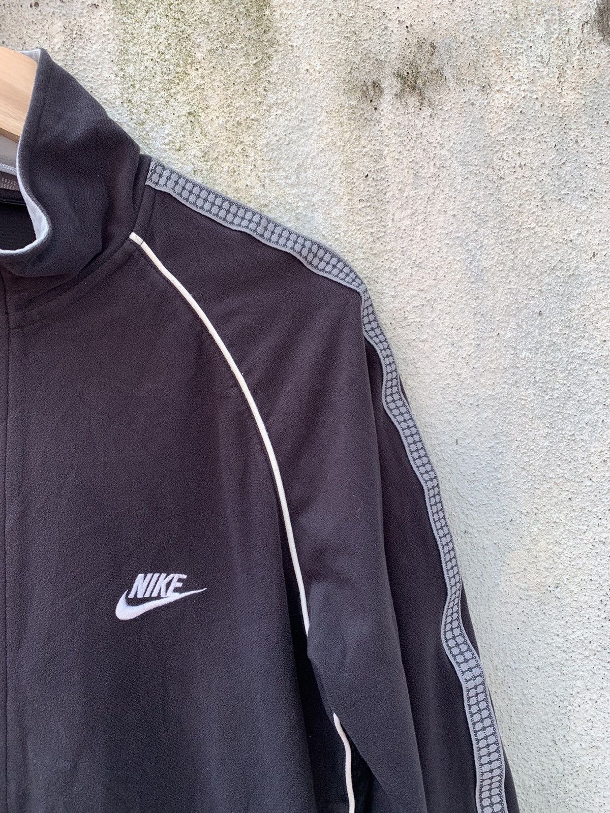 Nike × Vintage Nike Classic Sidetape Tracktop Small Logo Swoosh Size US L / EU 52-54 / 3 - 2 Thumbnail