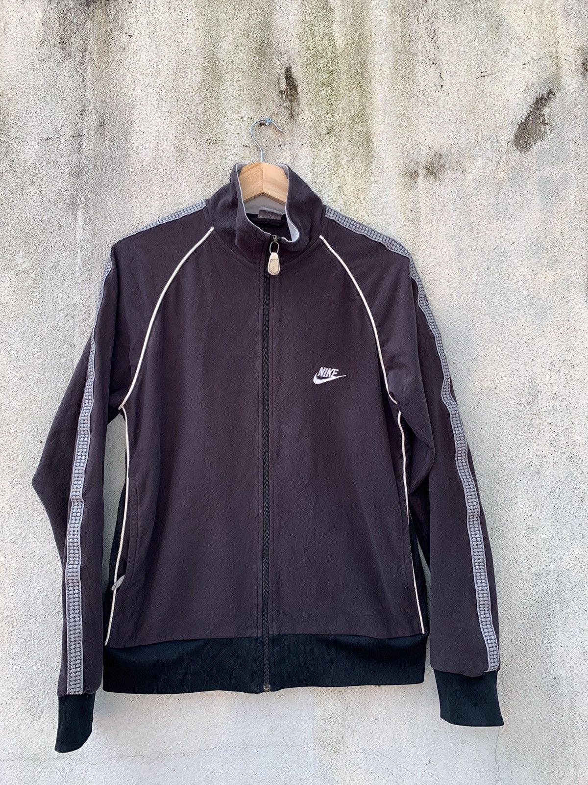 Nike × Vintage Nike Classic Sidetape Tracktop Small Logo Swoosh Size US L / EU 52-54 / 3 - 1 Thumbnail