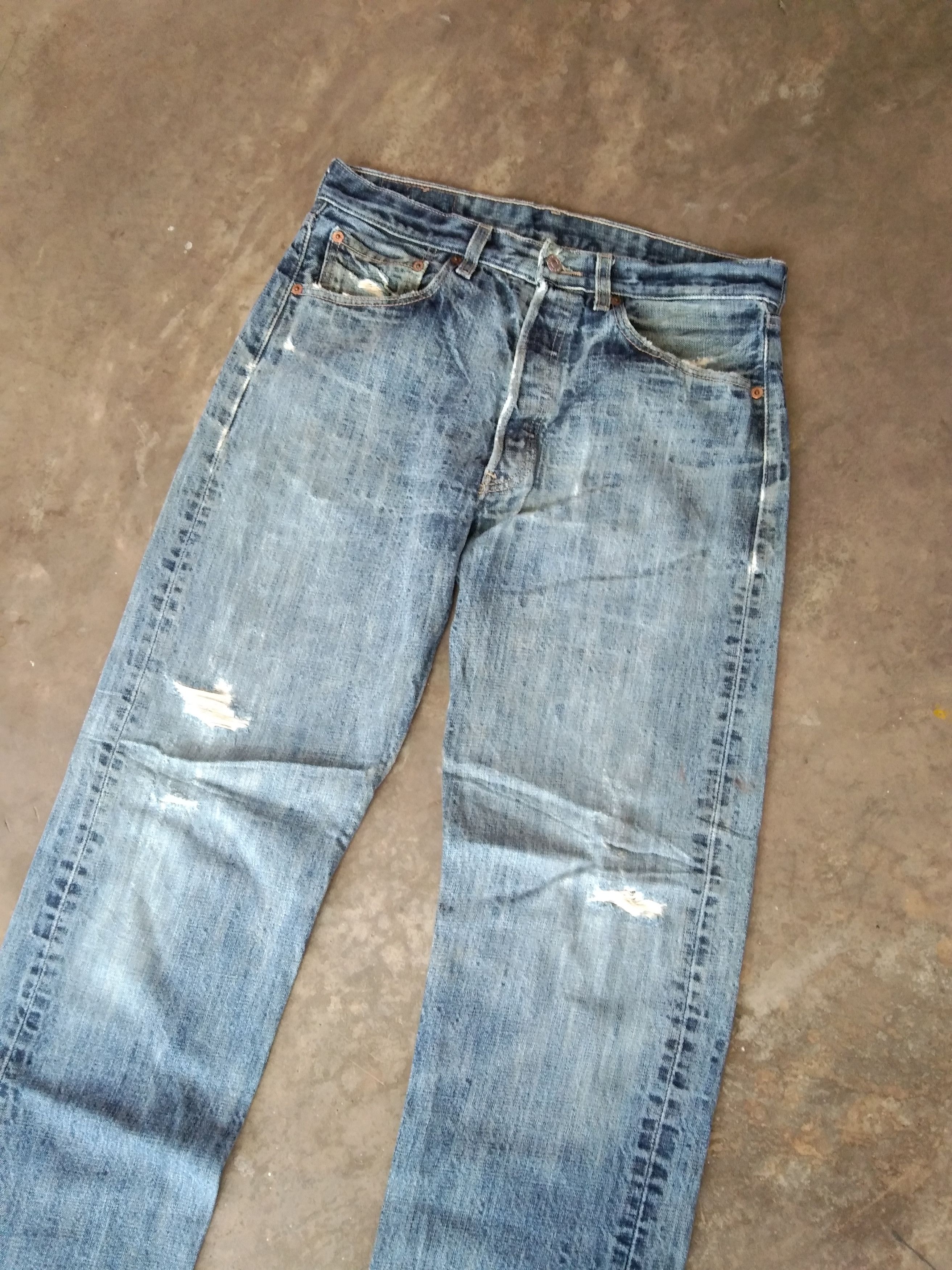Levi's Vintage Levi's 501 Blue Wash Straight Leg Jeans 31x30 Size US 31 - 2 Thumbnail
