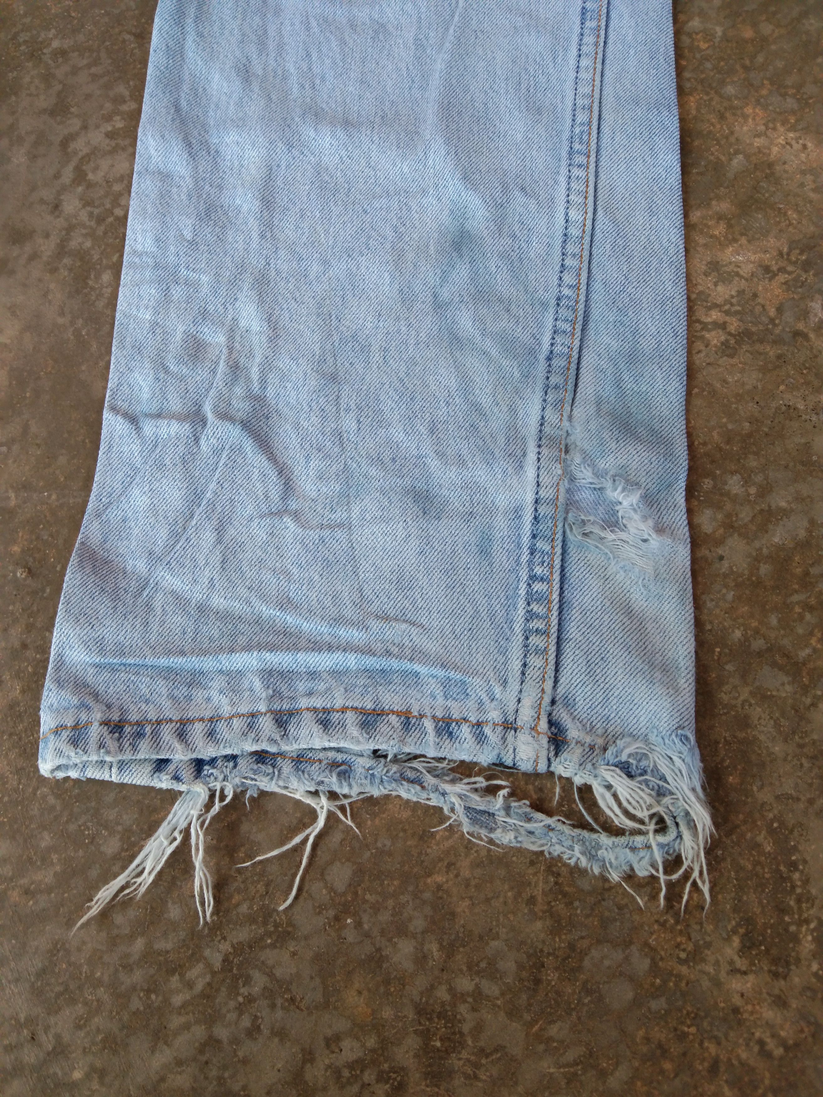 Levi's × Vintage 90s Vintage Levis 501 Made In USA Distressed Jeans 33x32 Size US 33 - 8 Thumbnail