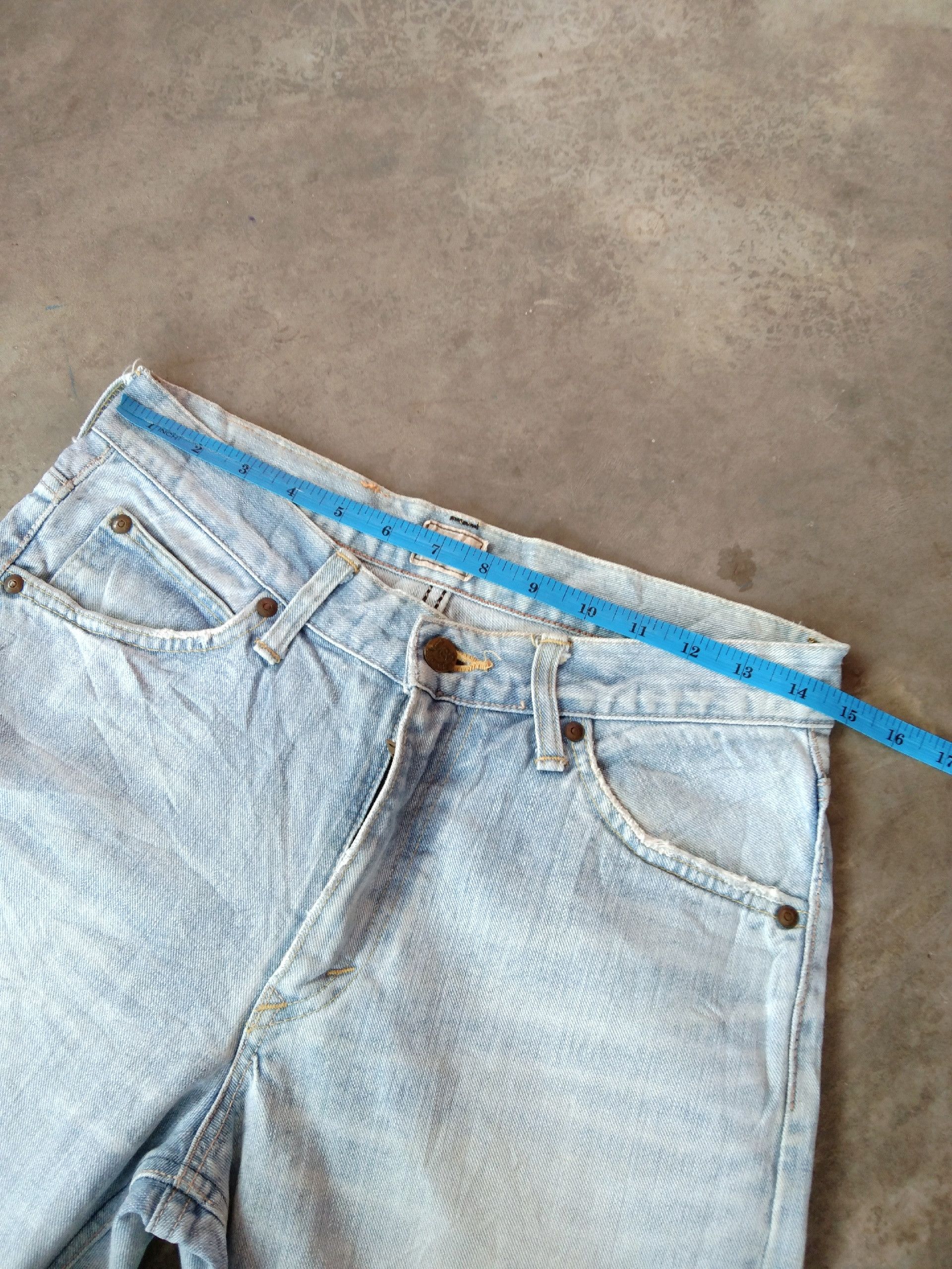 Japanese Brand 90s Vintage Lee Riders Faded Blue Distressed Jeans 29x32 Size US 29 - 5 Thumbnail