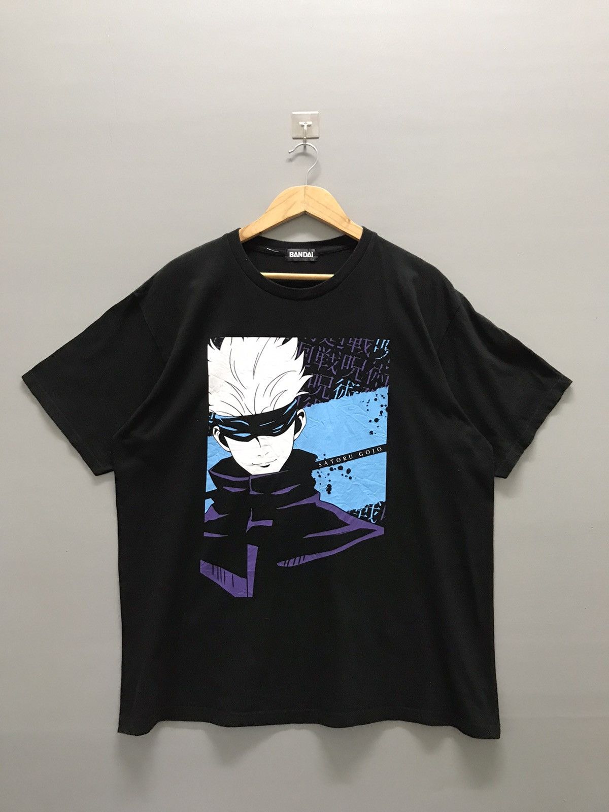 Anime 💥 Vintage Bandai Jujutsu Kaisen Satoru Gojo Anime Tee Size US XL / EU 56 / 4 - 1 Thumbnail