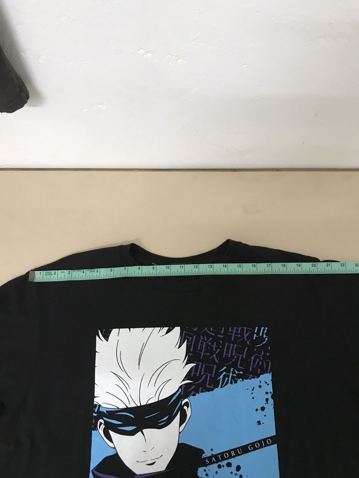 Anime 💥 Vintage Bandai Jujutsu Kaisen Satoru Gojo Anime Tee Size US XL / EU 56 / 4 - 10 Thumbnail