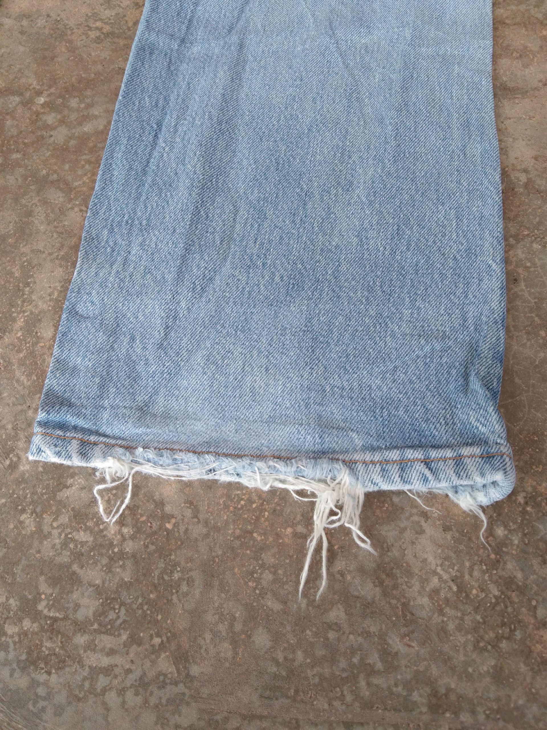 Levi's × Vintage 90s Vintage Levis 501 Made In USA Distressed Jeans 34x34 Size US 34 / EU 50 - 6 Thumbnail