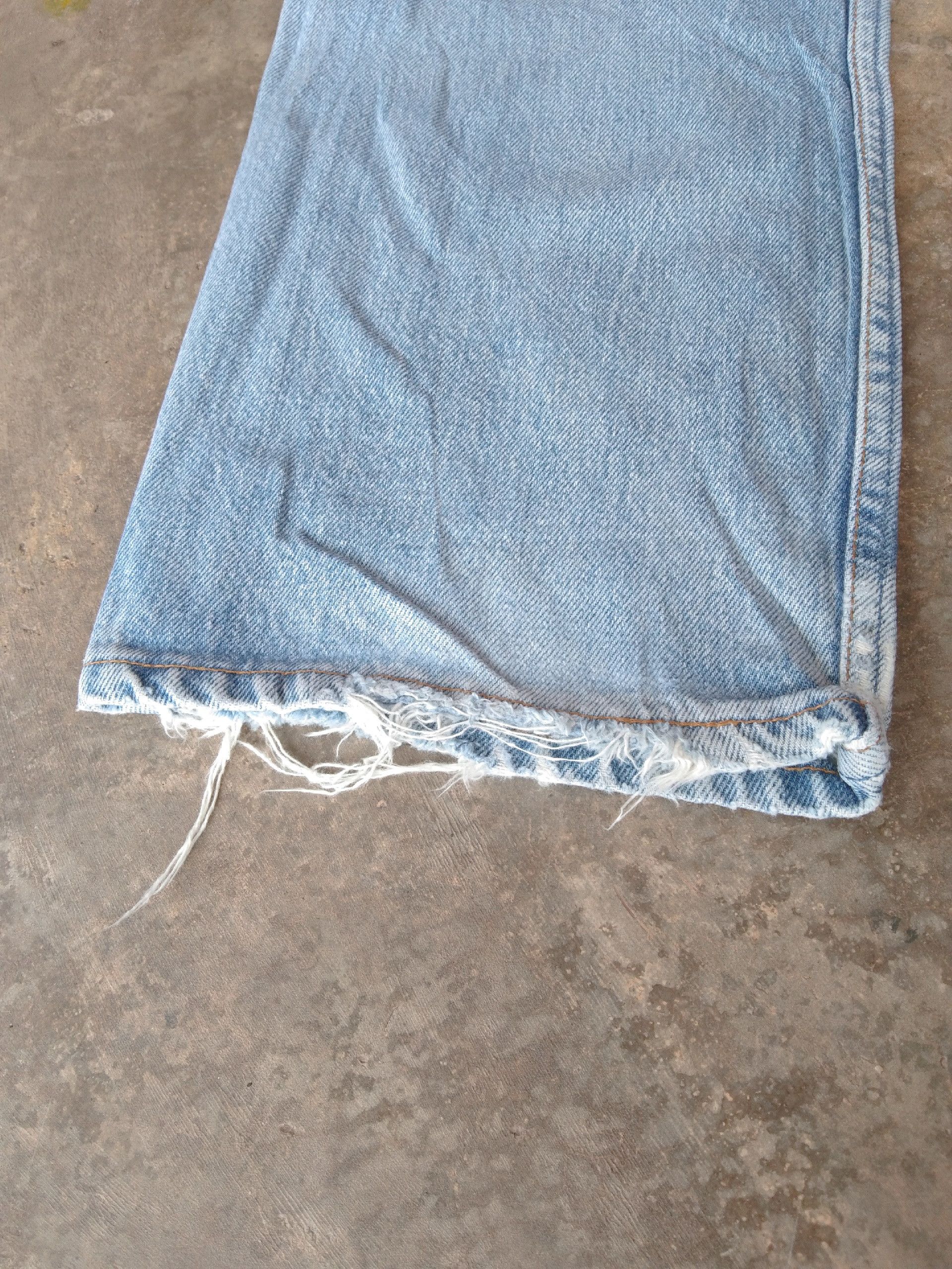 Levi's × Vintage 90s Vintage Levis 501 Made In USA Distressed Jeans 34x34 Size US 34 / EU 50 - 5 Thumbnail
