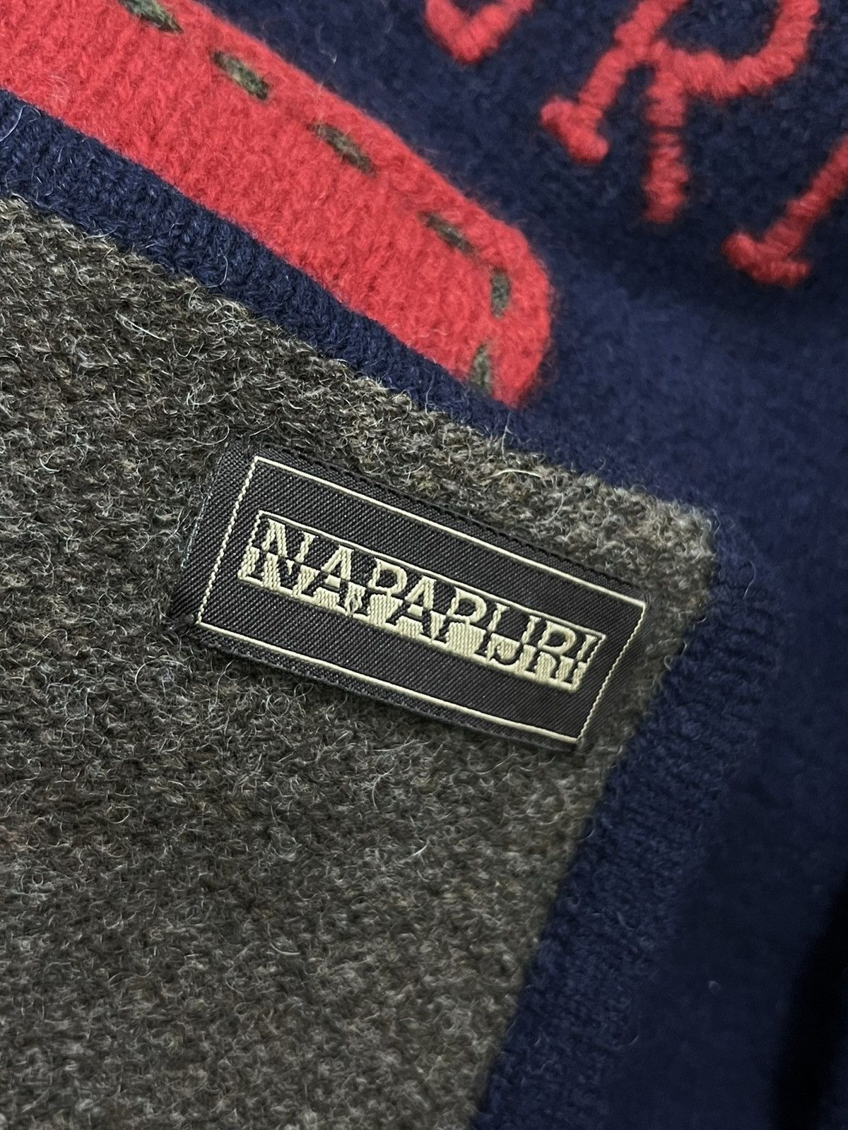 Napapijri FYE 90's! NAPAPIJRI Patchwork Wool Scarf Muffler Size ONE SIZE - 9 Thumbnail
