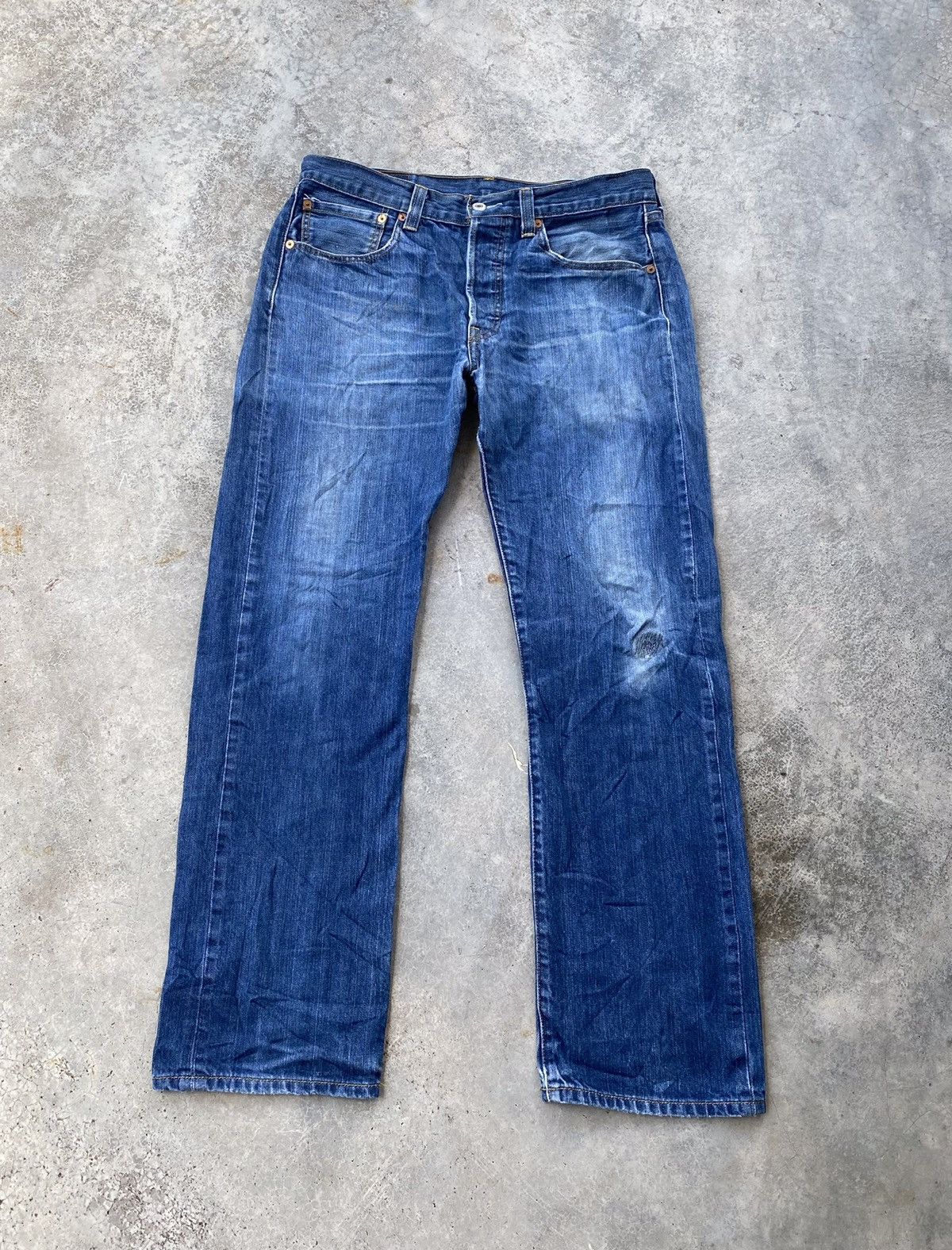 LEVIS 501 Y2K VINTAGE DISTRESSED DENIM JEANS