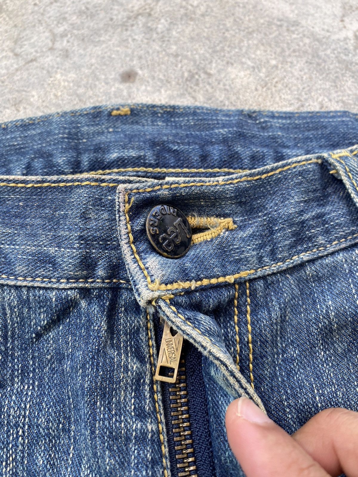 Lee × Vintage 🔥VINTAGE LEE RIDERS MADE IN JAPAN DISTRESSED DENIM JEANS Size US 34 / EU 50 - 7 Thumbnail