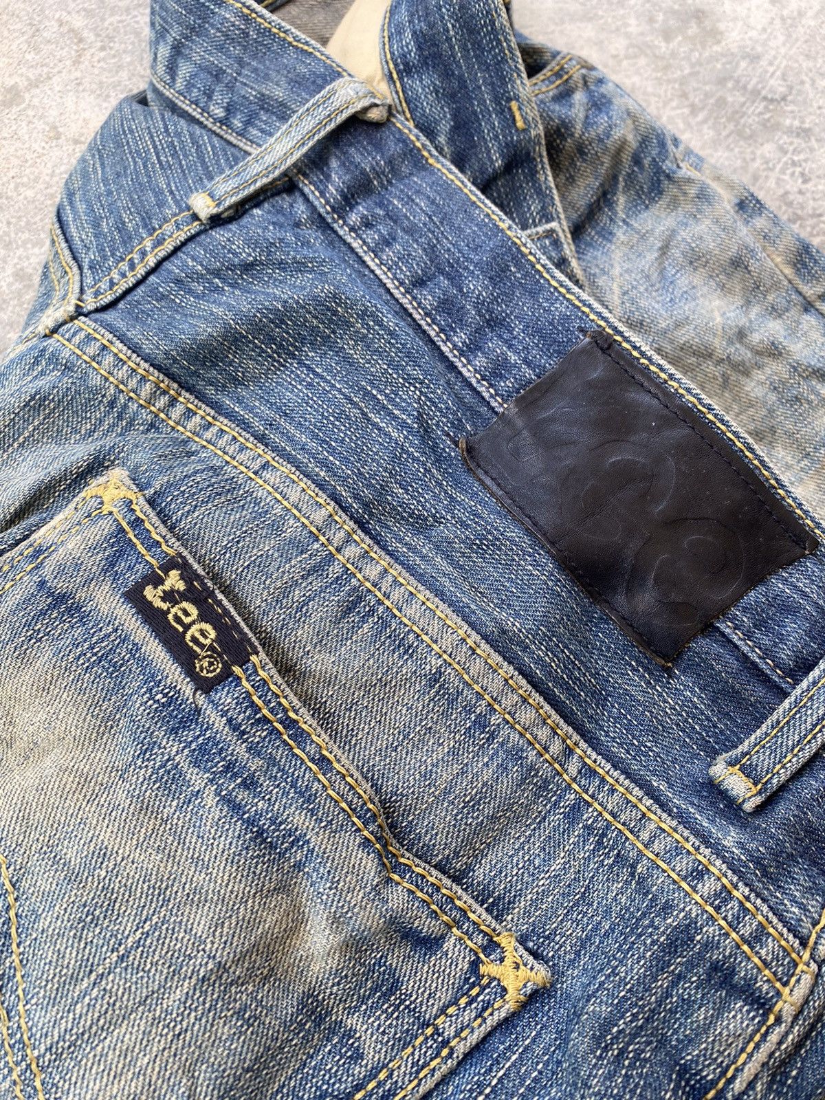 Lee × Vintage 🔥VINTAGE LEE RIDERS MADE IN JAPAN DISTRESSED DENIM JEANS Size US 34 / EU 50 - 10 Thumbnail