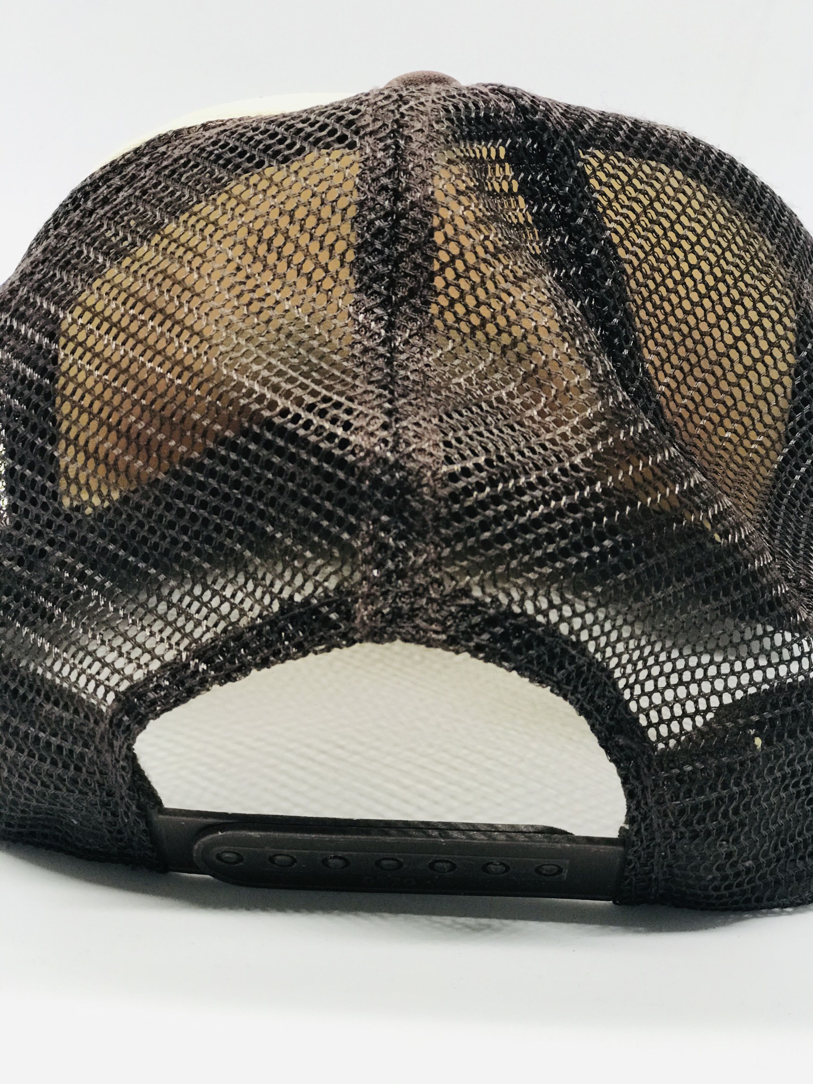 Other Vintage Emilee Graffiti Trucker Cap Size ONE SIZE - 4 Thumbnail