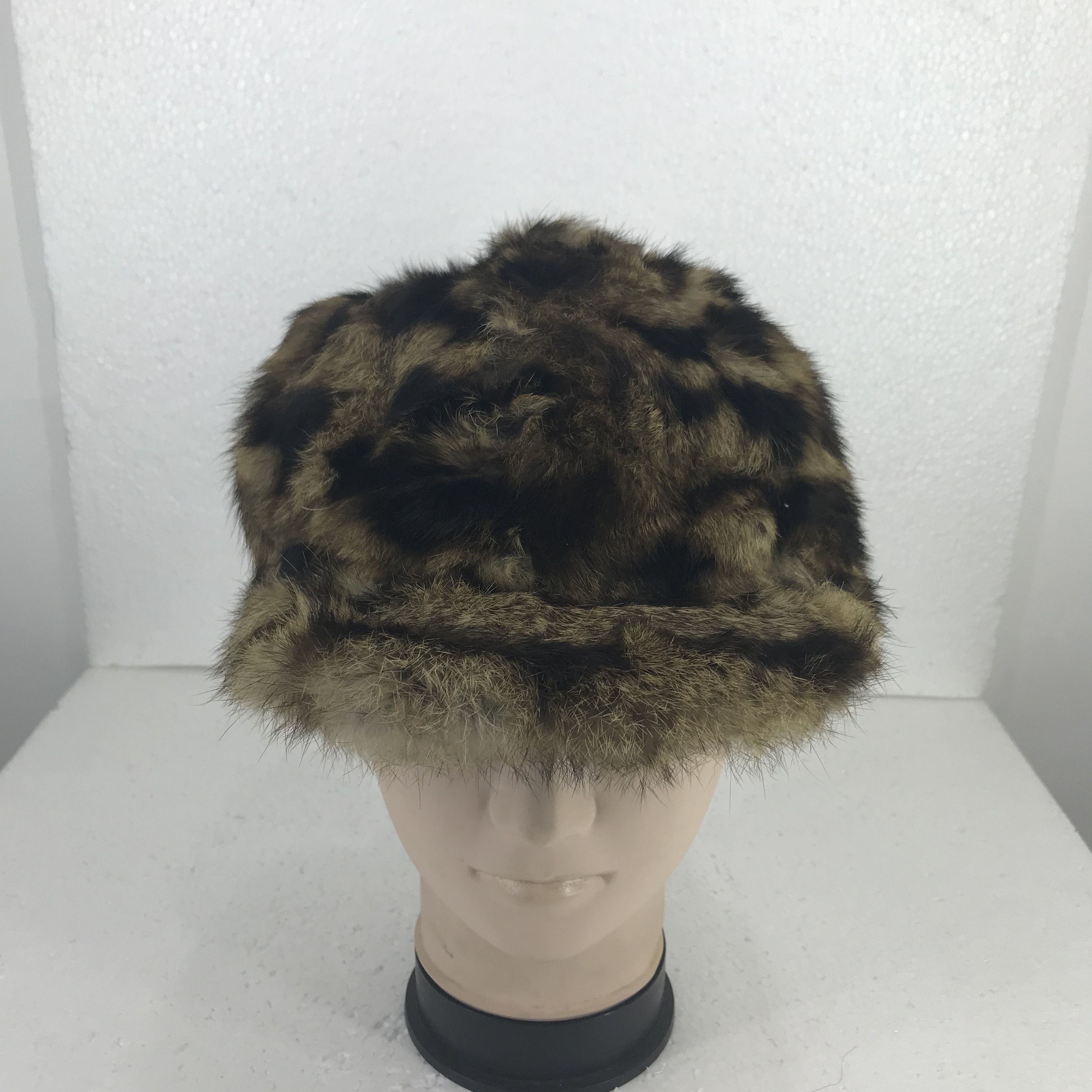 CA4LA Rare CA4LA Genuine Fur Hat Size ONE SIZE - 1 Thumbnail