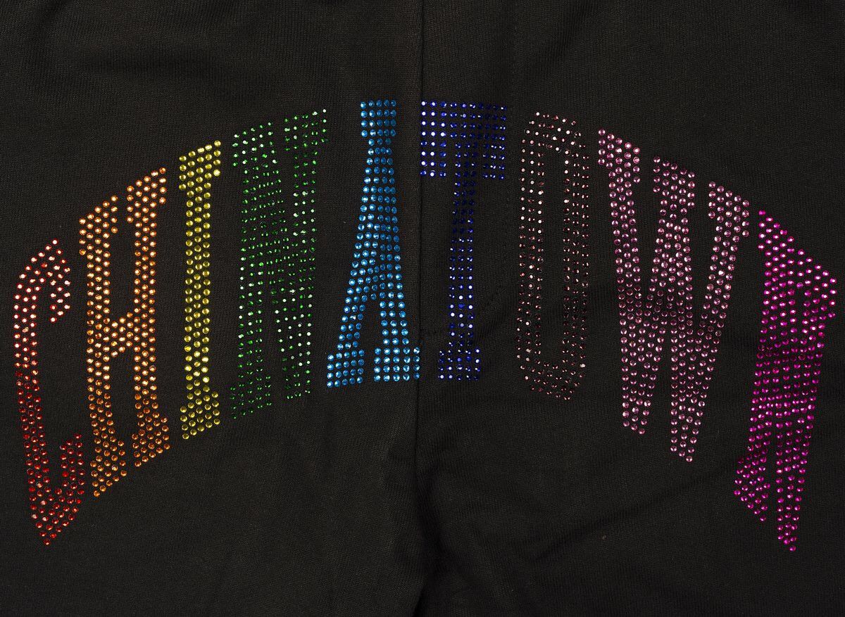 Market RAINBOW RHINESTONE ARC SHORTS XL Size US 36 / EU 52 - 2 Thumbnail