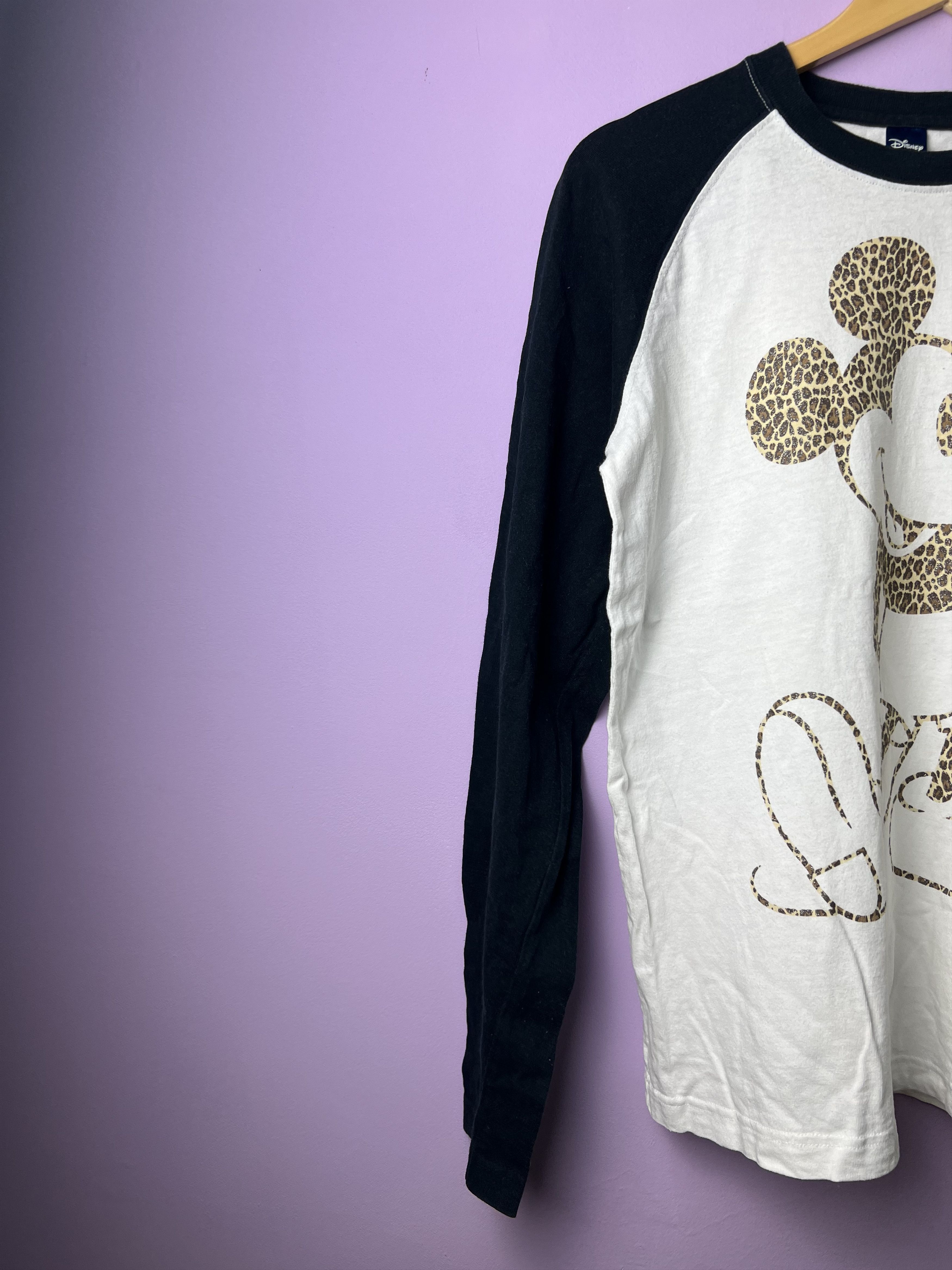 Disney 🔥Vintage Mickey Big Printed LS Tees Size US M / EU 48-50 / 2 - 4 Thumbnail