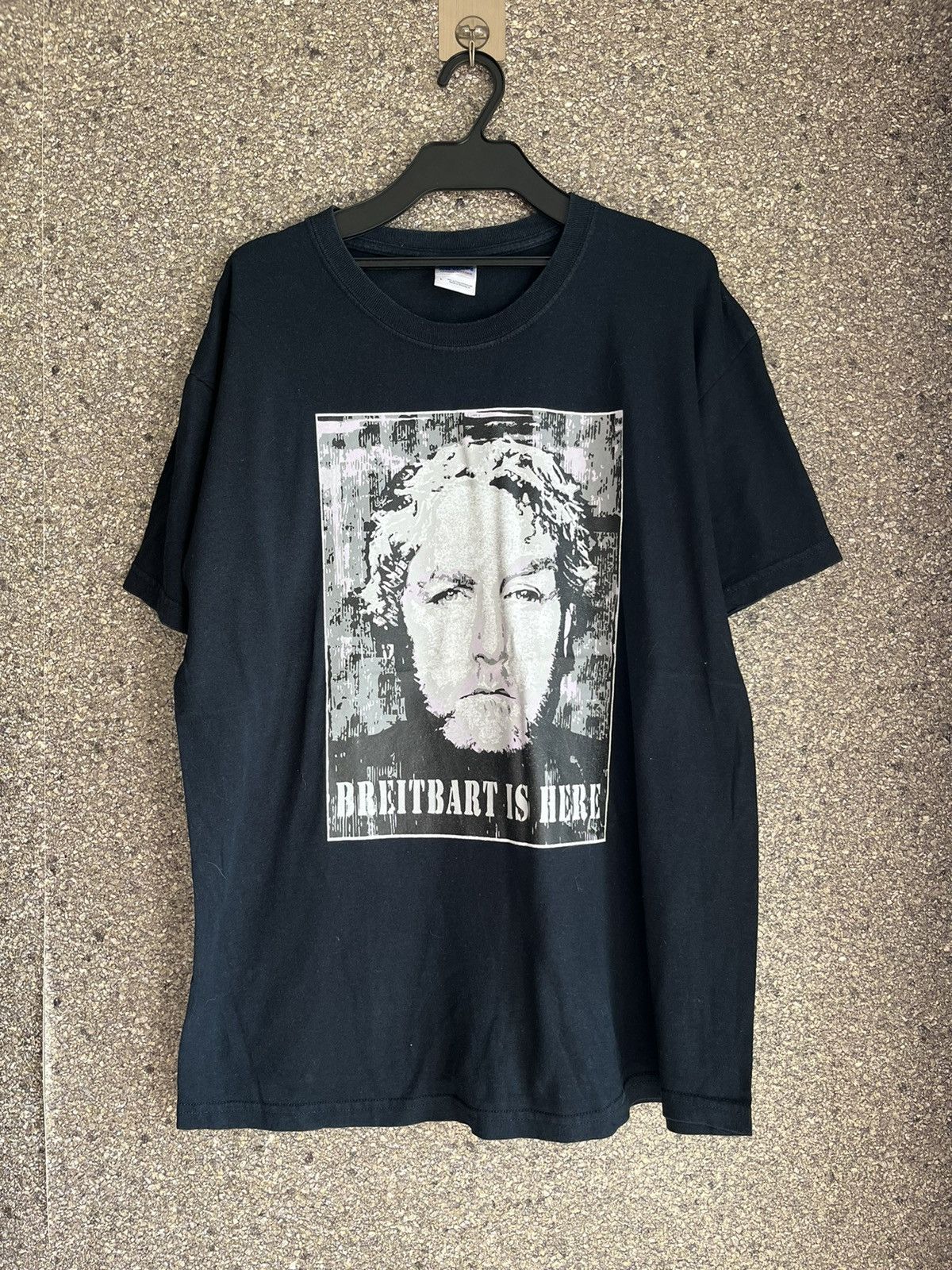 Vintage Breitbart is here ft76 Size US L / EU 52-54 / 3 - 1 Thumbnail