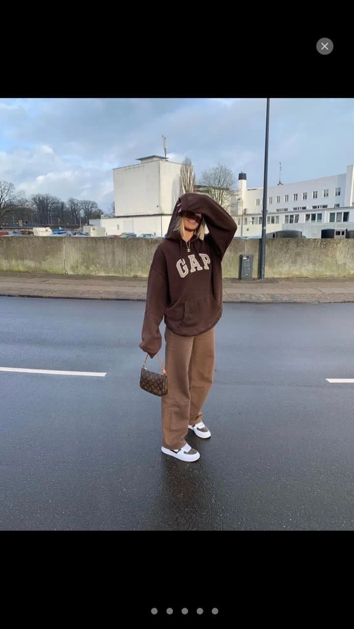 Gap ‼️GAP HOODIE BROWN sunfaded SIZE S‼️ Size US S / EU 44-46 / 1 - 1 Thumbnail