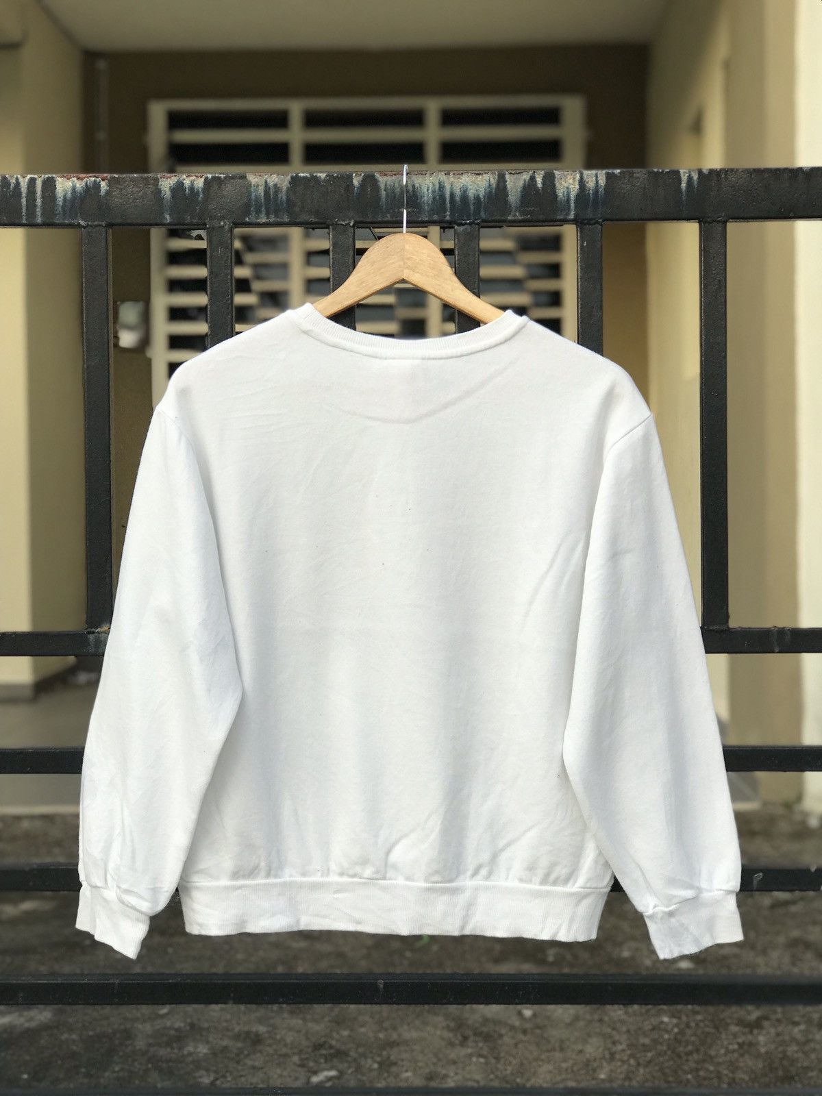 Disney × H&M × Mickey Mouse Disney Mickey Mouse X H&M sweatshirt Size US S / EU 44-46 / 1 - 2 Thumbnail