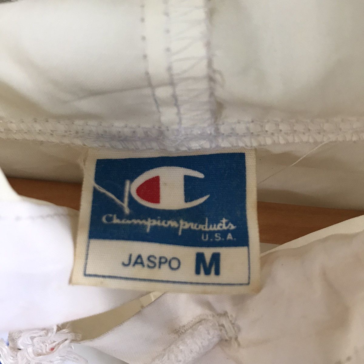 Champion VINTAGE 90s CHAMPION BIGLOGO RUNNING JACKET HOODIE Size US L / EU 52-54 / 3 - 5 Thumbnail