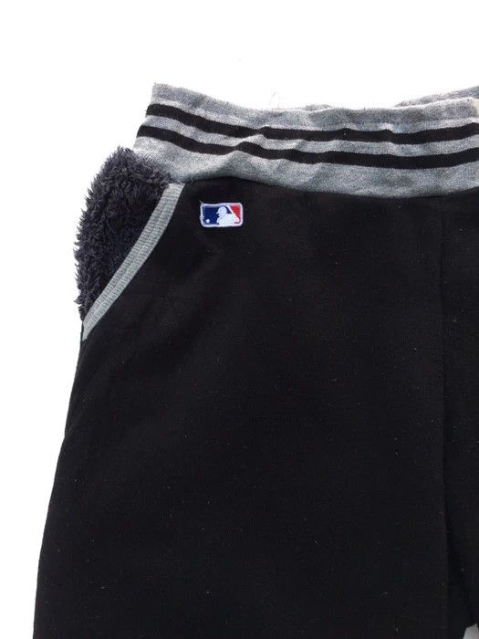 MLB × New York Yankees × Vintage New York Yankees Spell Out Jogger Size US 31 - 4 Thumbnail