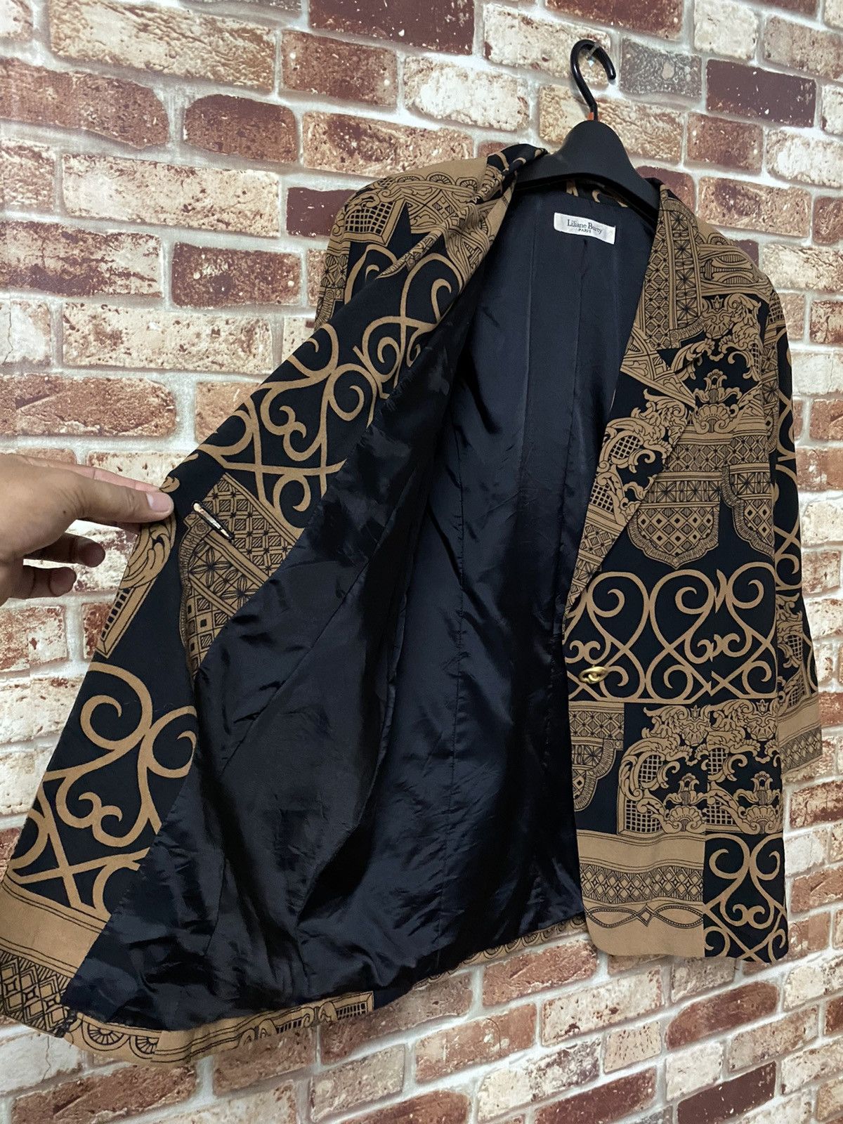 Designer LILIANE BURTY PARIS NICE DESIGN JACKET Size US M / EU 48-50 / 2 - 6 Thumbnail