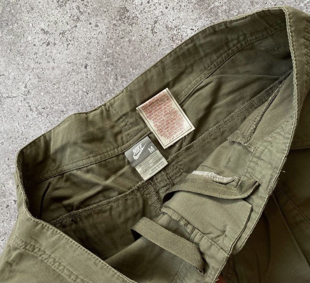 Nike × Nike ACG × Vintage Nike Vintage Cargo Shorts Size US 32 / EU 48 - 7 Thumbnail