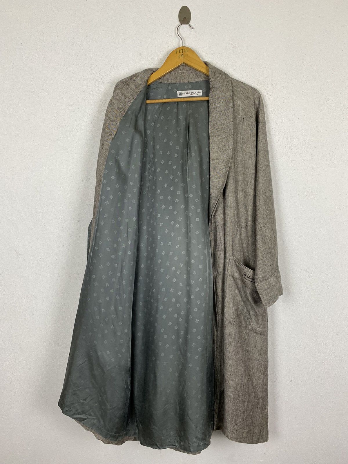 Pierre Balmain VINTAGE PIERRE BALMAIN NIGHT JACKET Size US M / EU 48-50 / 2 - 3 Thumbnail