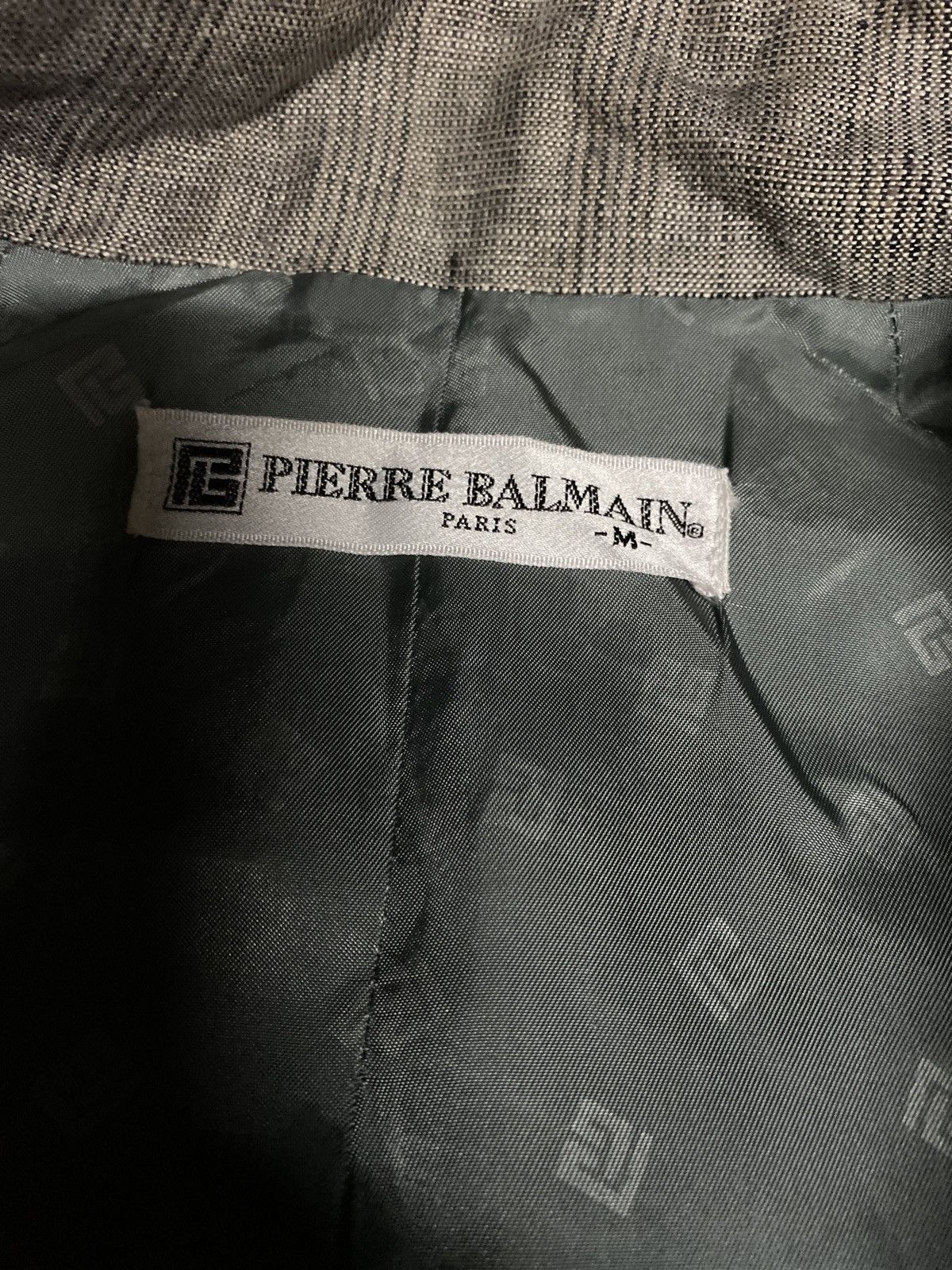 Pierre Balmain VINTAGE PIERRE BALMAIN NIGHT JACKET Size US M / EU 48-50 / 2 - 10 Thumbnail