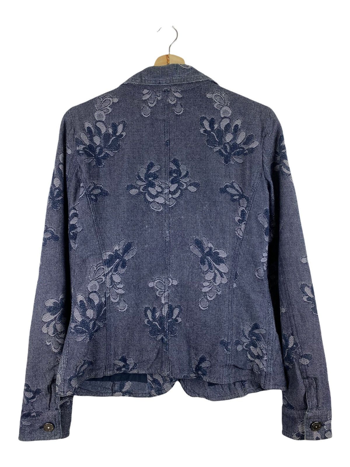 Armani × Designer ARMANI ITALY COLLECTION LABOUR FLORAL EMBROIDERED JACKET Size US S / EU 44-46 / 1 - 2 Thumbnail