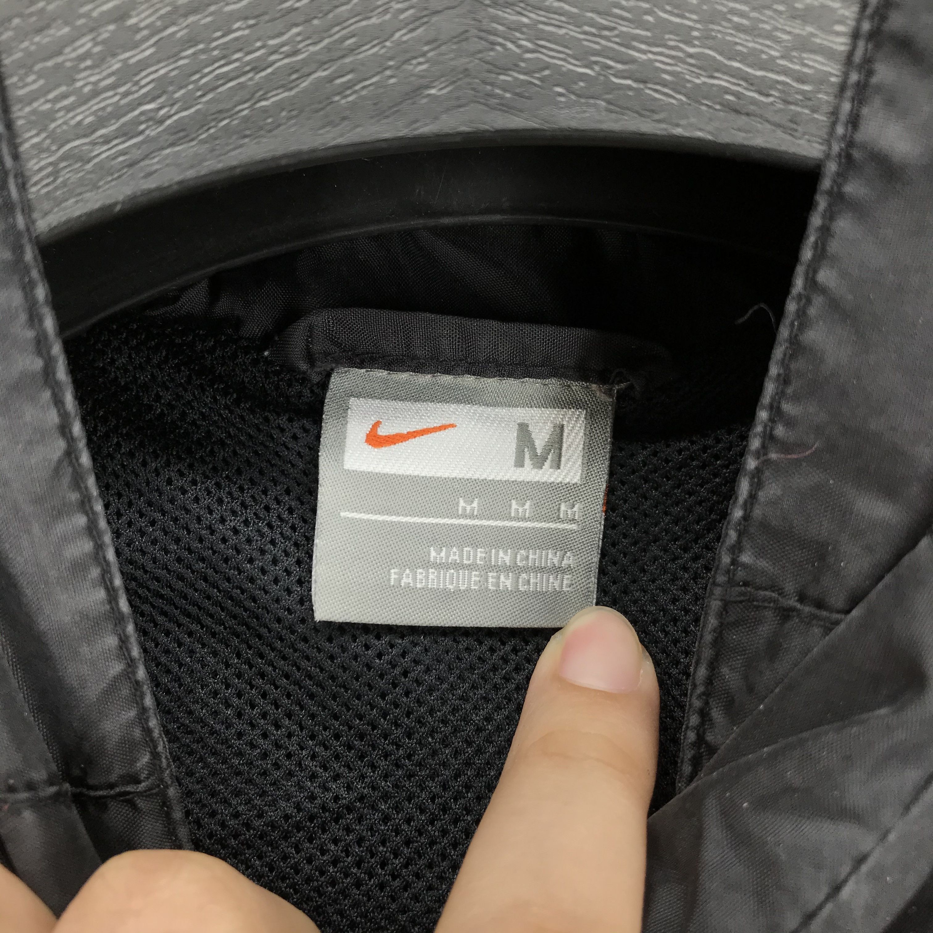 Nike Nike Windbreaker / Light Jacket #2103-79 Size US M / EU 48-50 / 2 - 8 Thumbnail