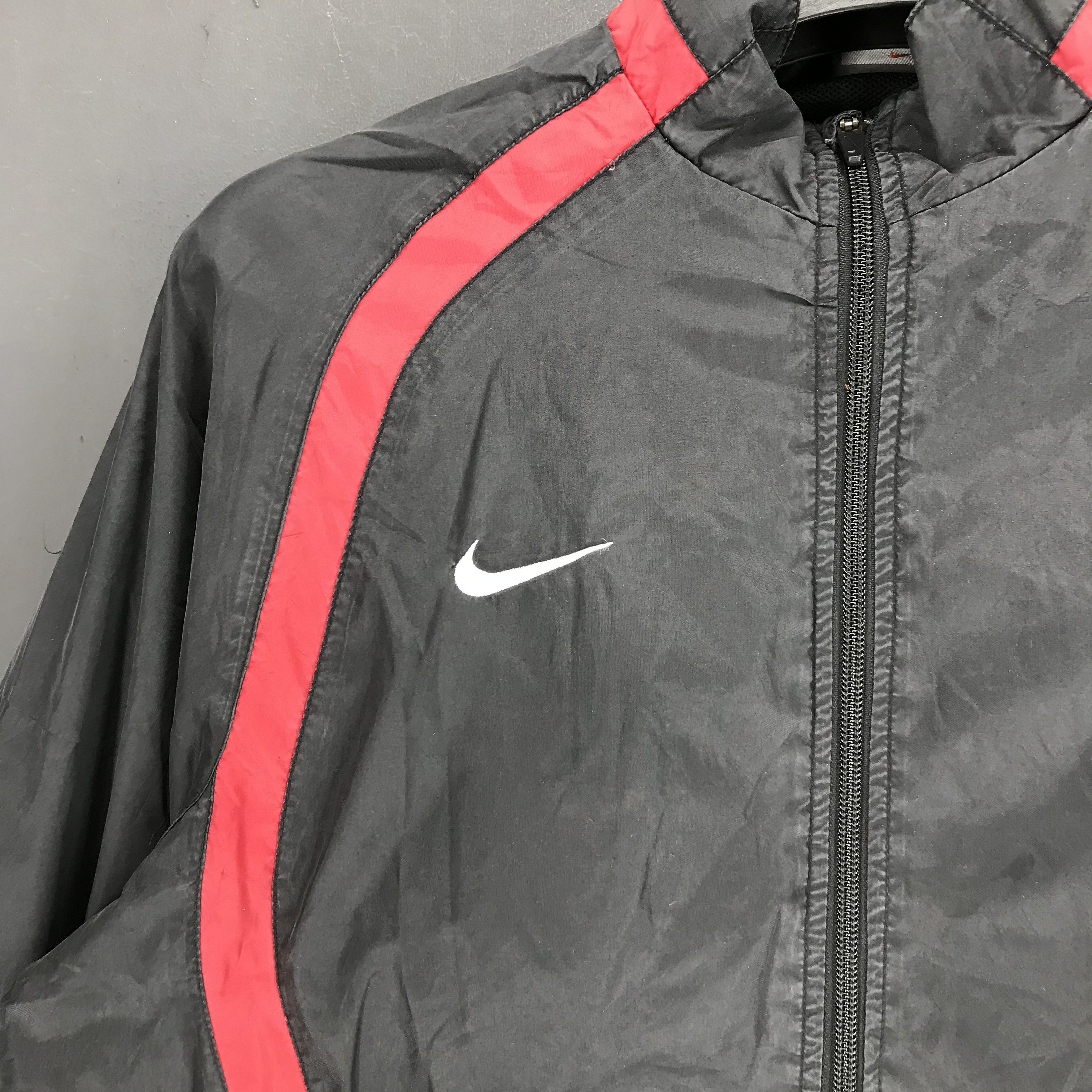 Nike Nike Windbreaker / Light Jacket #2103-79 Size US M / EU 48-50 / 2 - 3 Thumbnail