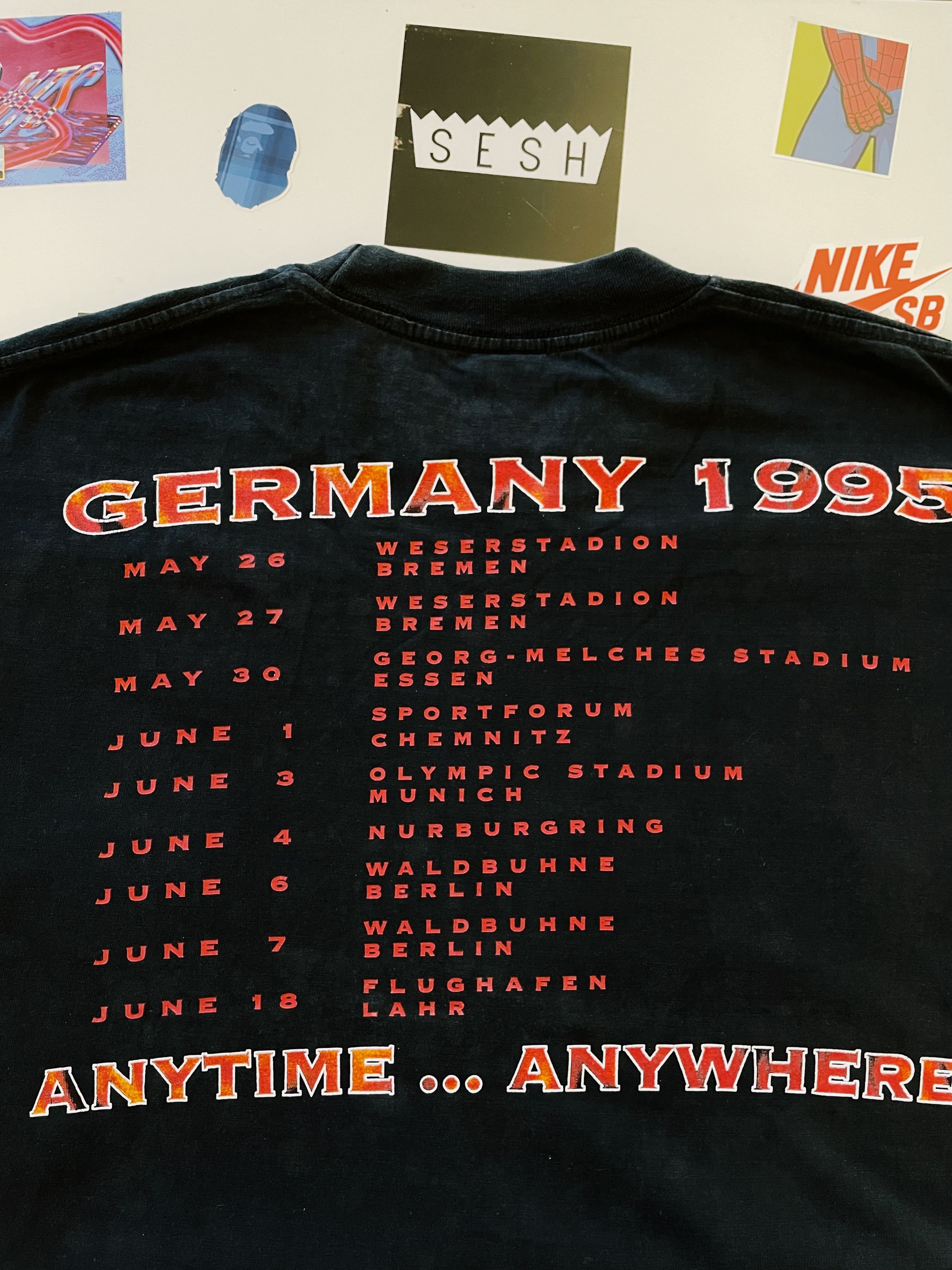 Band Tees Vintage 1995 Bon Jovi Europe Tour Germany Dragon T-shirt Size US L / EU 52-54 / 3 - 5 Thumbnail