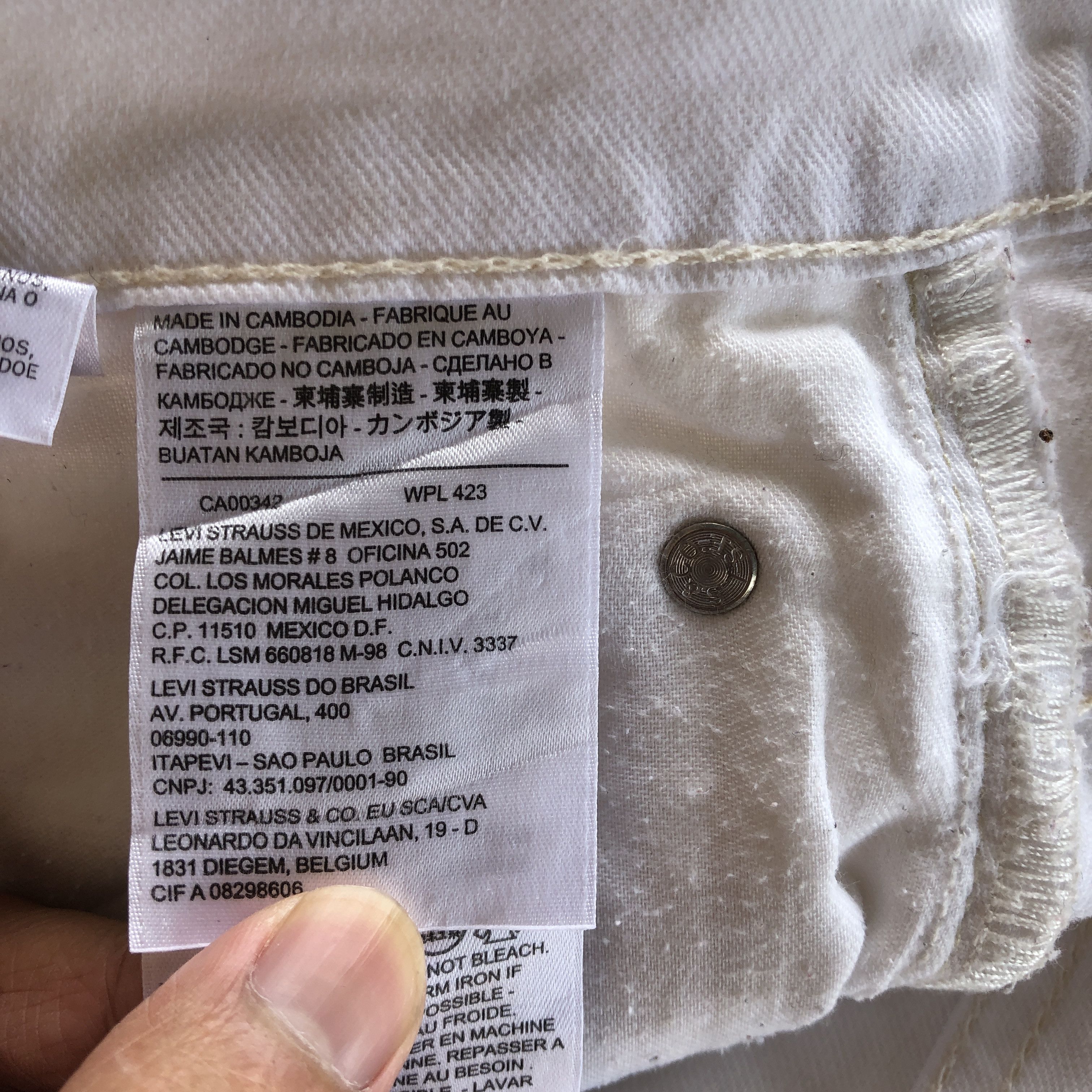 Levi's Vintage Levi's White Jeans Levis Denim Baggy Loose Straight Size US 38 / EU 54 - 10 Thumbnail