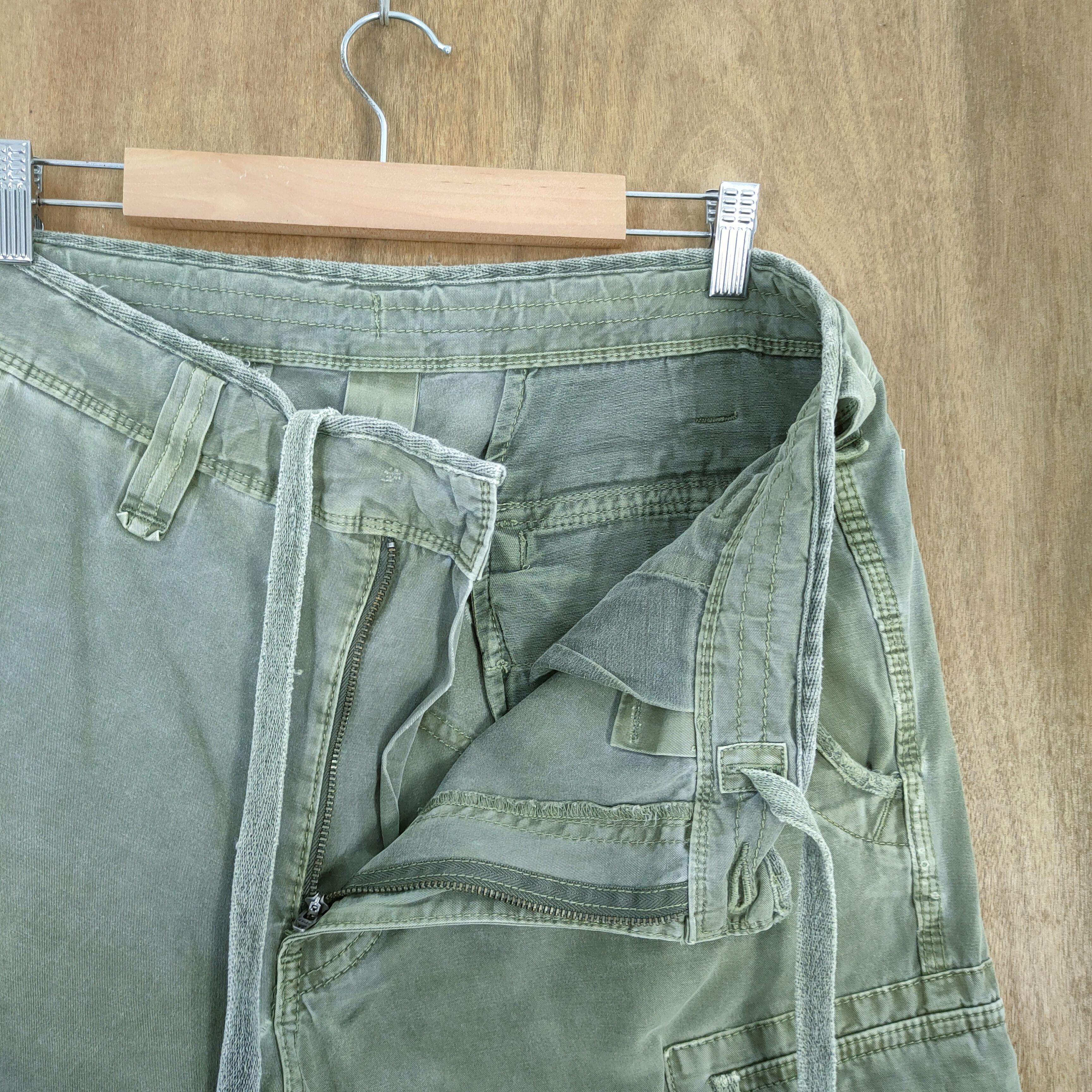 Japanese Brand VINTAGE JAPANESE BRAND FADED GREEN CARGO PANTS Size US 36 / EU 52 - 11 Thumbnail