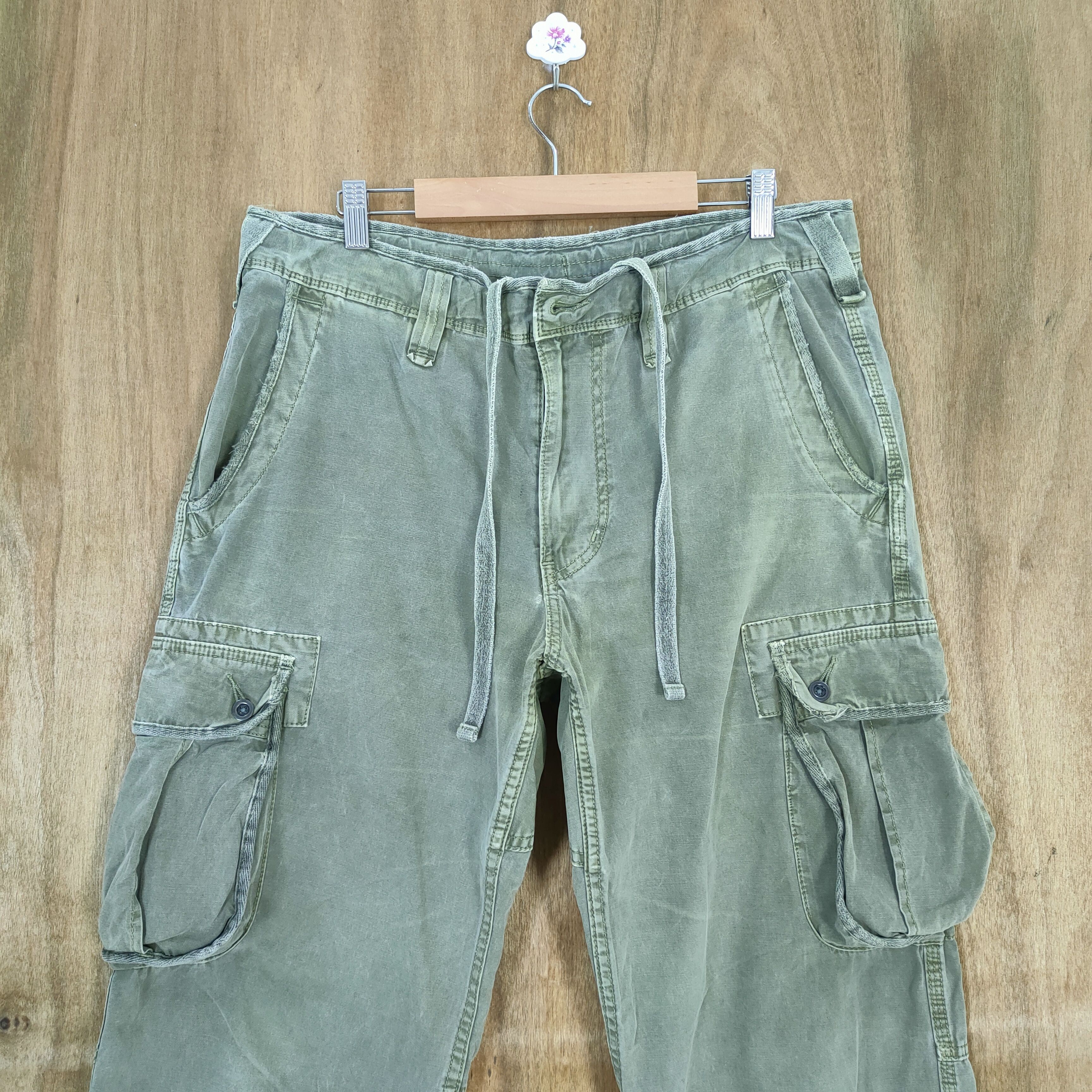Japanese Brand VINTAGE JAPANESE BRAND FADED GREEN CARGO PANTS Size US 36 / EU 52 - 2 Thumbnail