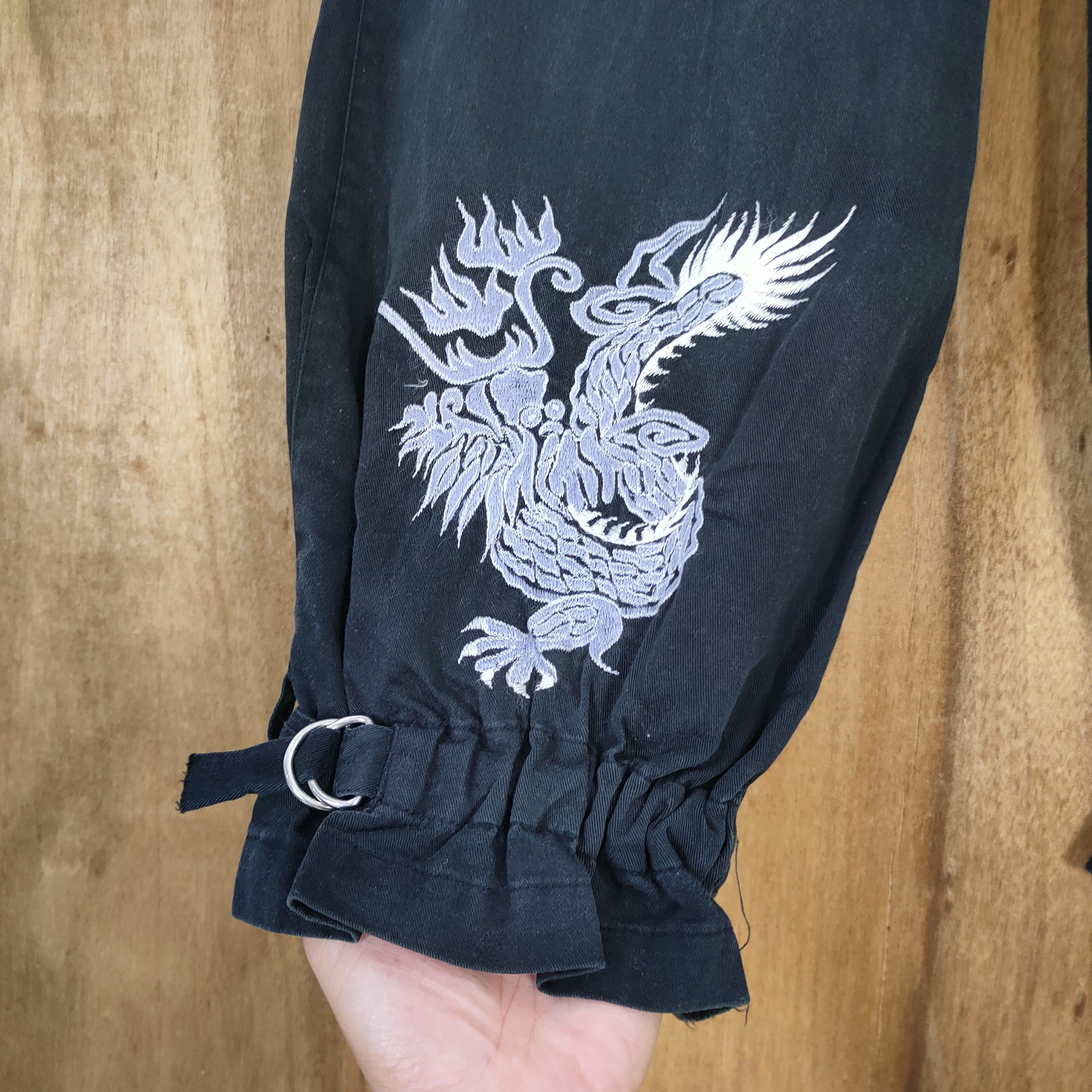 Japanese Brand VINTAGE SHANIT DRAGON BLACK CARGO PANTS Size US 32 / EU 48 - 7 Thumbnail