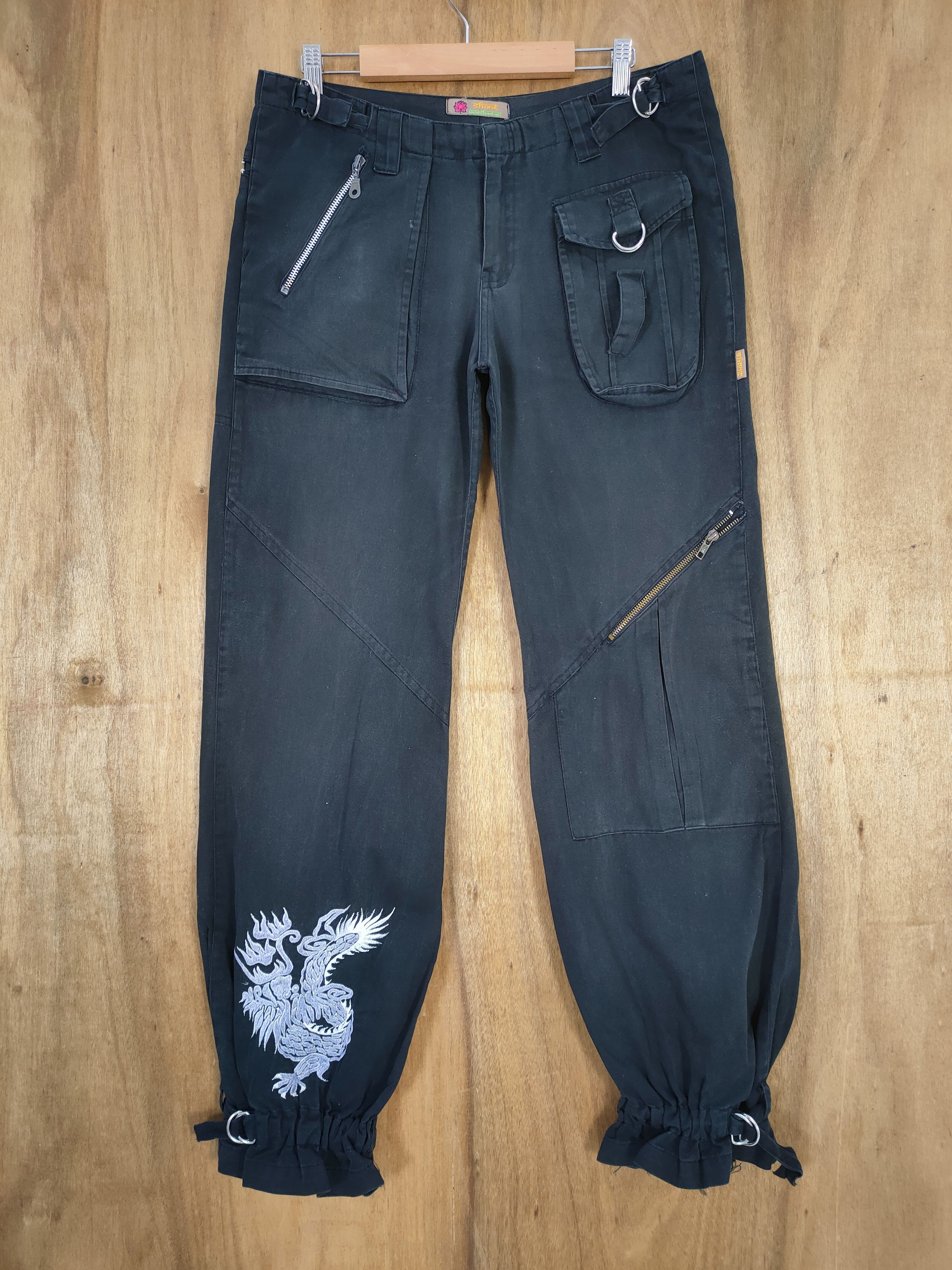 Japanese Brand VINTAGE SHANIT DRAGON BLACK CARGO PANTS Size US 32 / EU 48 - 1 Thumbnail