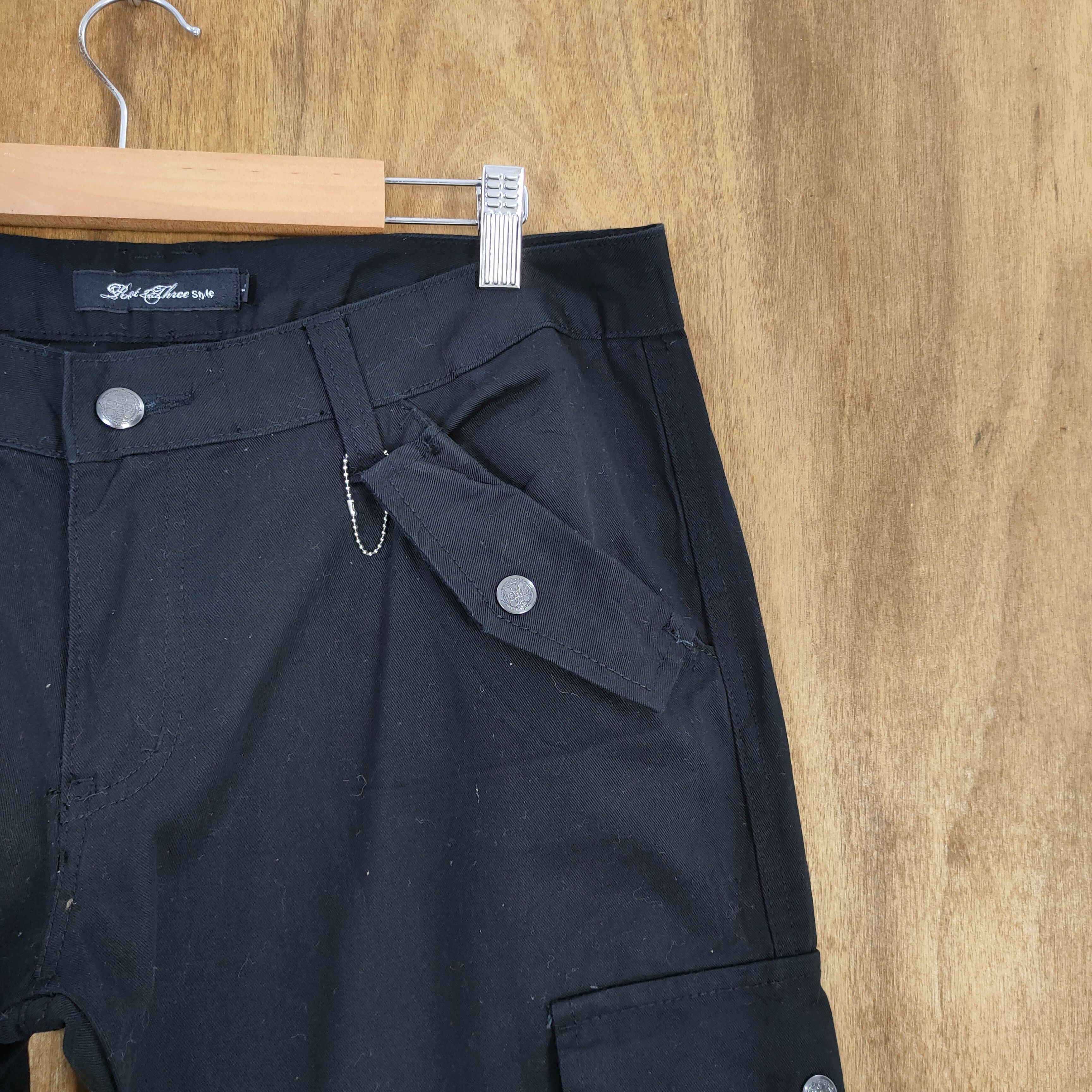 Roots VINTAGE ROOT THREE BLACK BOOTCUT FLARED CARGO PANTS Size US 34 / EU 50 - 6 Thumbnail