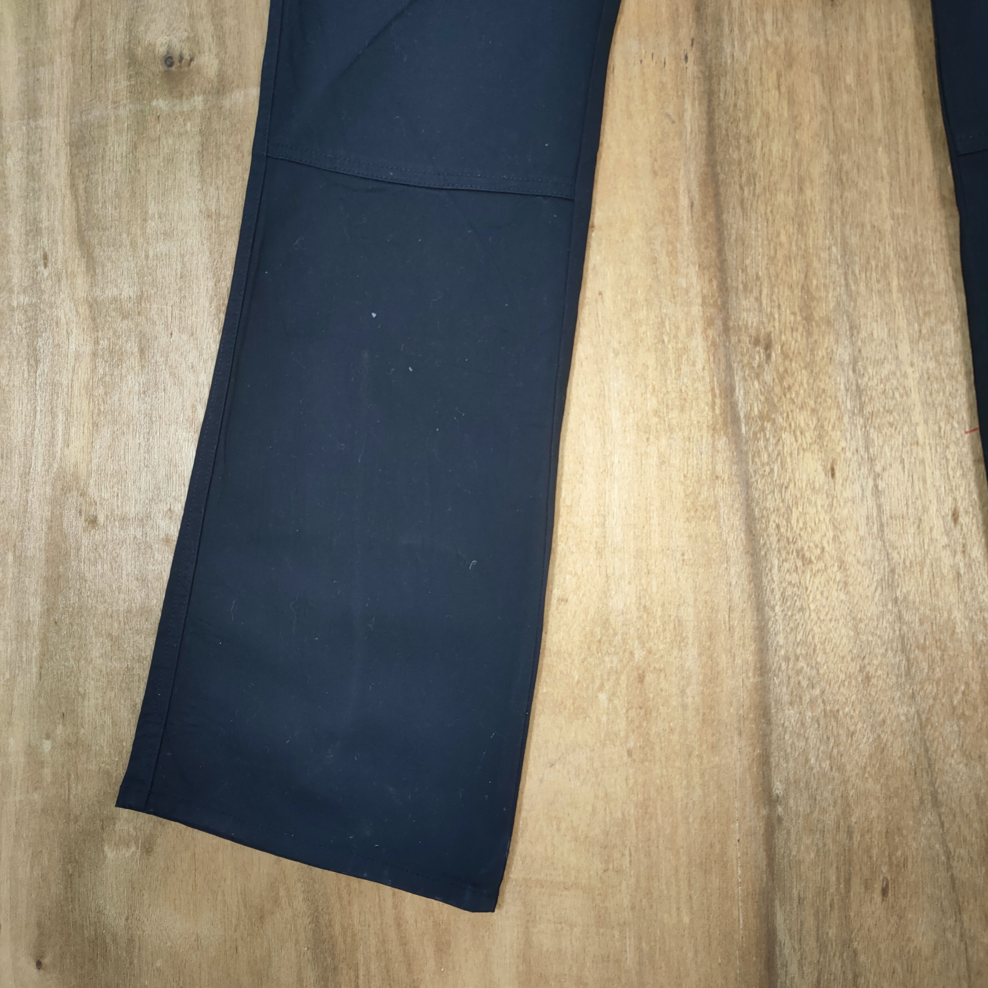 Roots VINTAGE ROOT THREE BLACK BOOTCUT FLARED CARGO PANTS Size US 34 / EU 50 - 8 Thumbnail