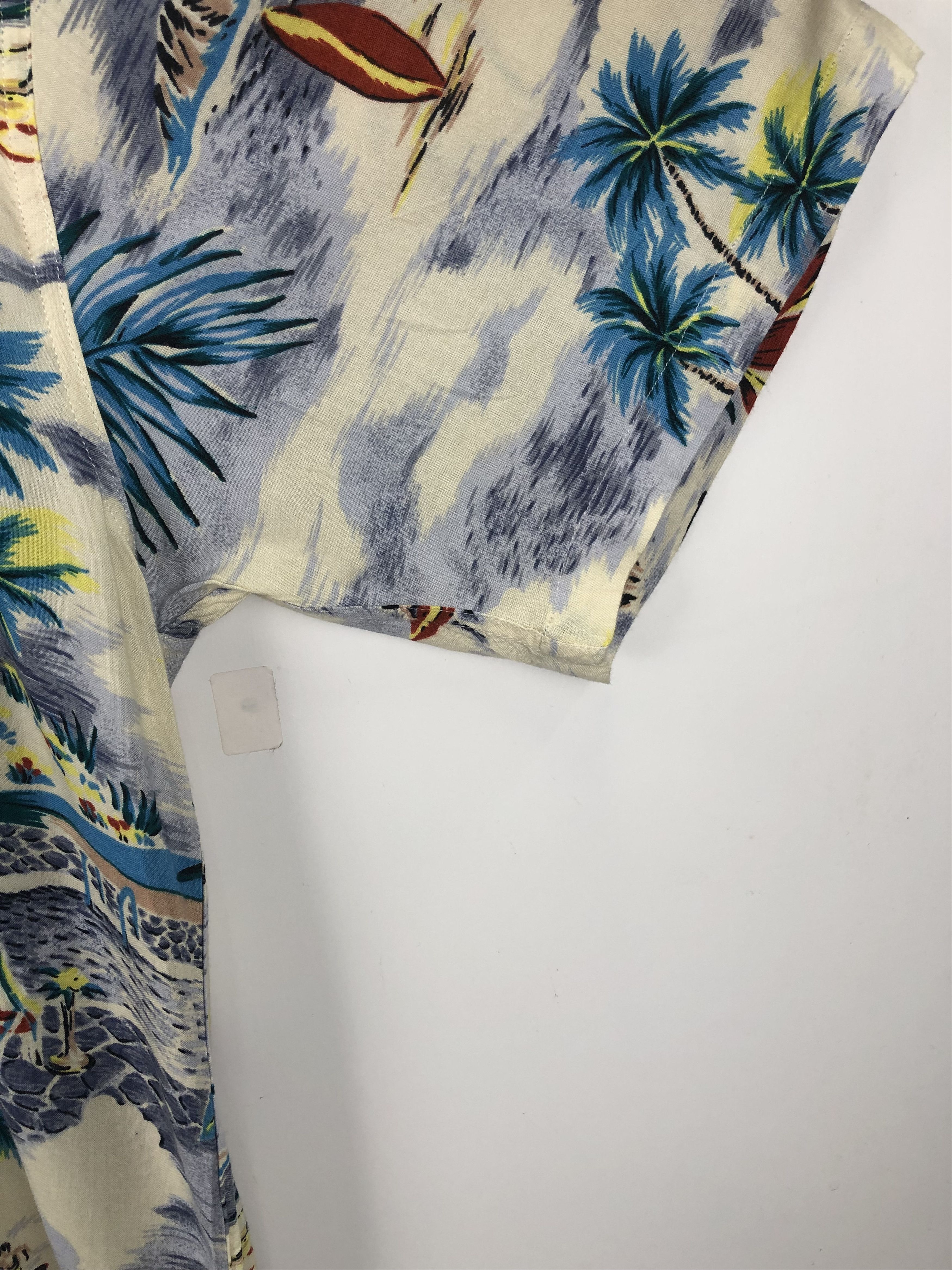 Vintage Vintage Kerry Kenny Sun Surfing Motive Hawaiian Shirt TA0014 Size US XXL / EU 58 / 5 - 7 Thumbnail