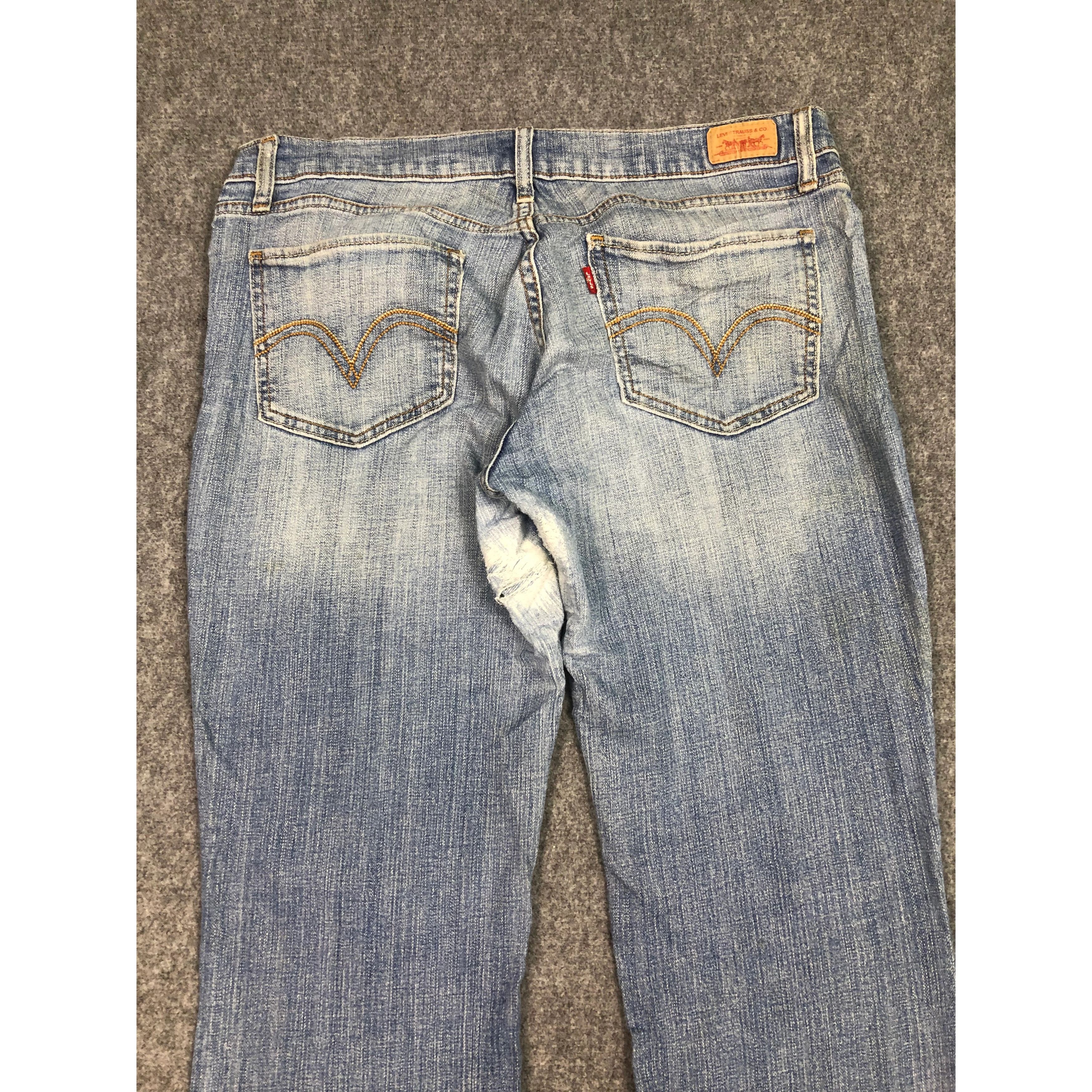 Levi's Vintage Levis 524 Flare Denim Jeans DP0185 Size US 32 / EU 48 - 4 Thumbnail