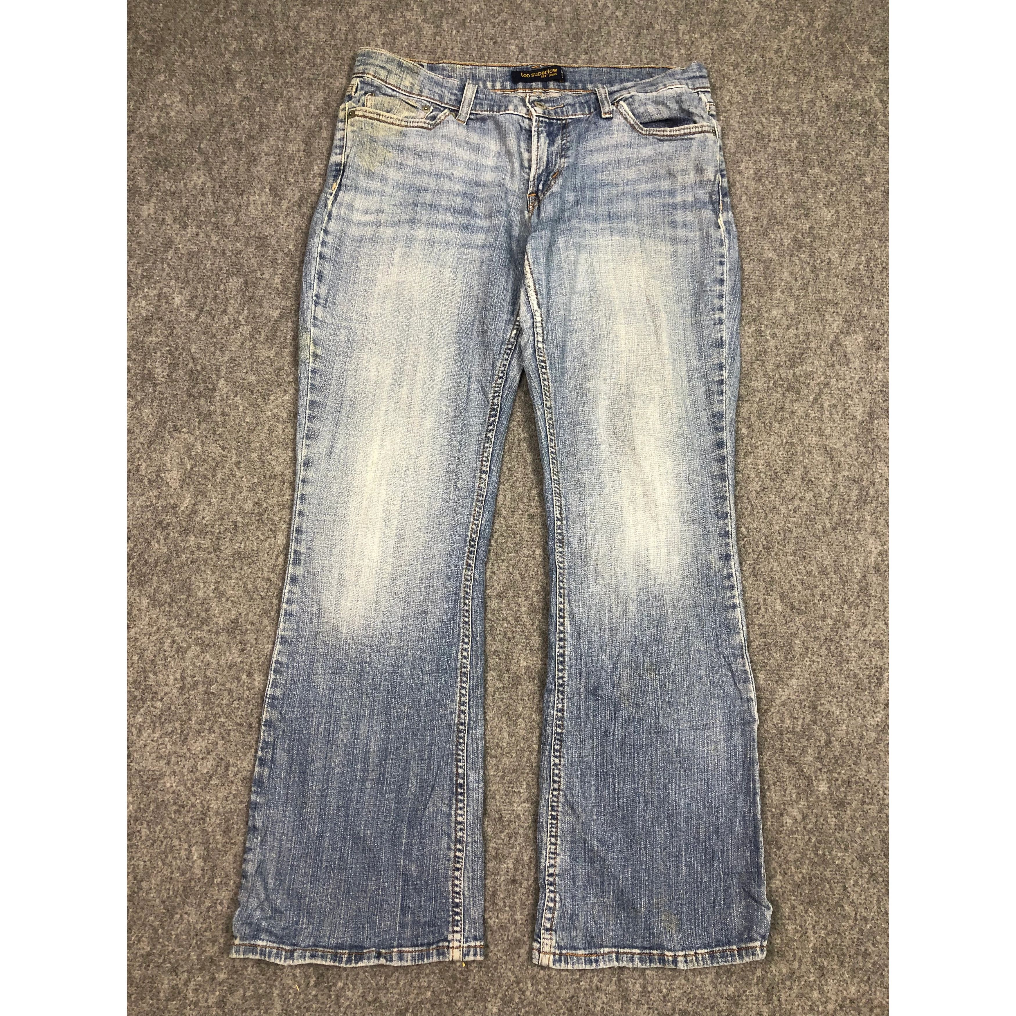 Levi's Vintage Levis 524 Flare Denim Jeans DP0185 Size US 32 / EU 48 - 1 Thumbnail