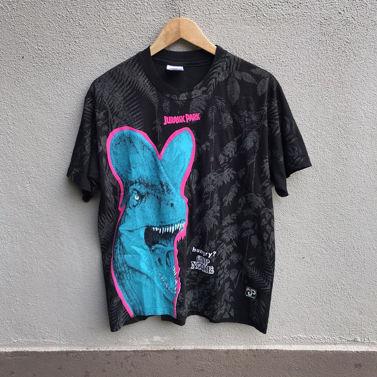 Vintage Vintage 90s JURASSIC PARK all over print tee t rex Size US L / EU 52-54 / 3 - 1 Thumbnail