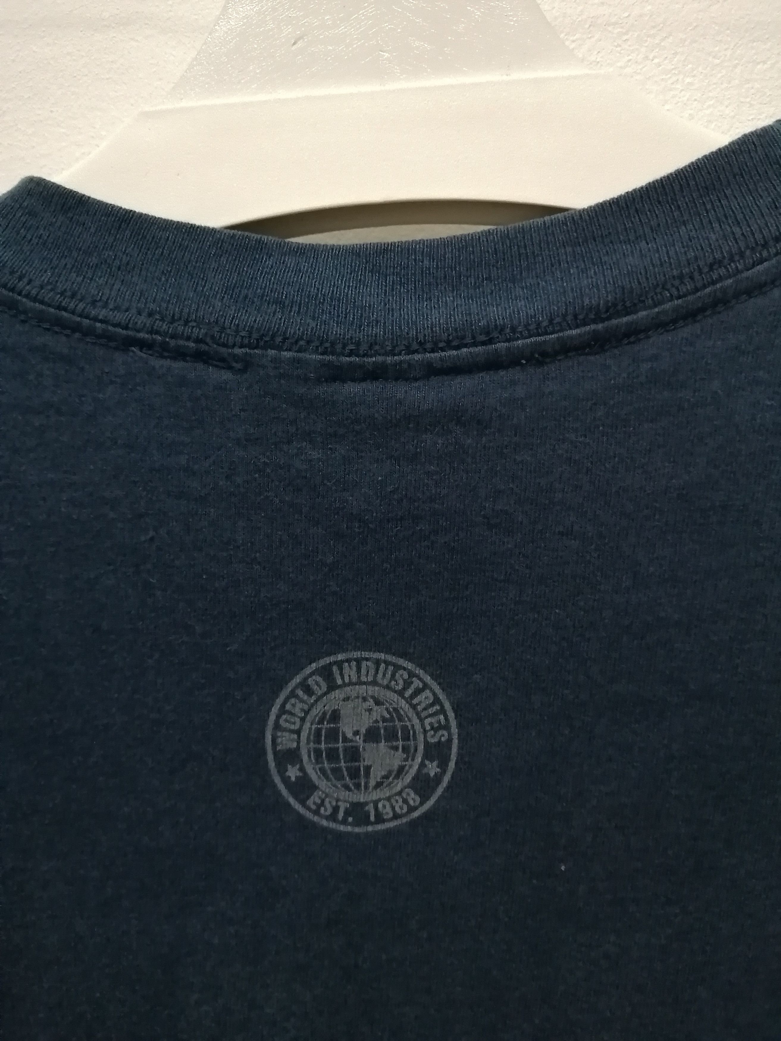 Powell Peralta × Vintage Vintage WORLD INDUSTRIES Tshirt Size US M / EU 48-50 / 2 - 7 Thumbnail