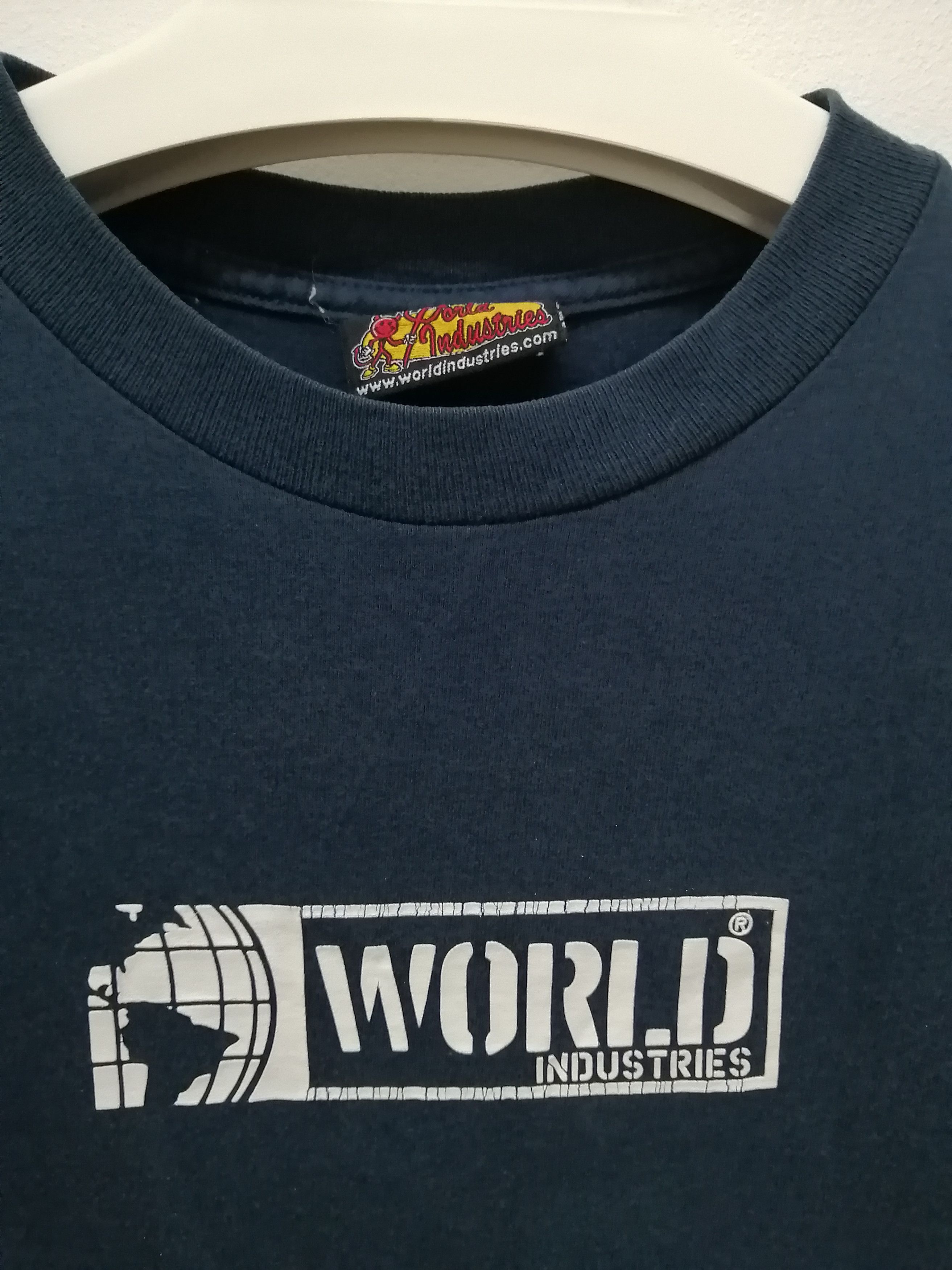 Powell Peralta × Vintage Vintage WORLD INDUSTRIES Tshirt Size US M / EU 48-50 / 2 - 4 Thumbnail